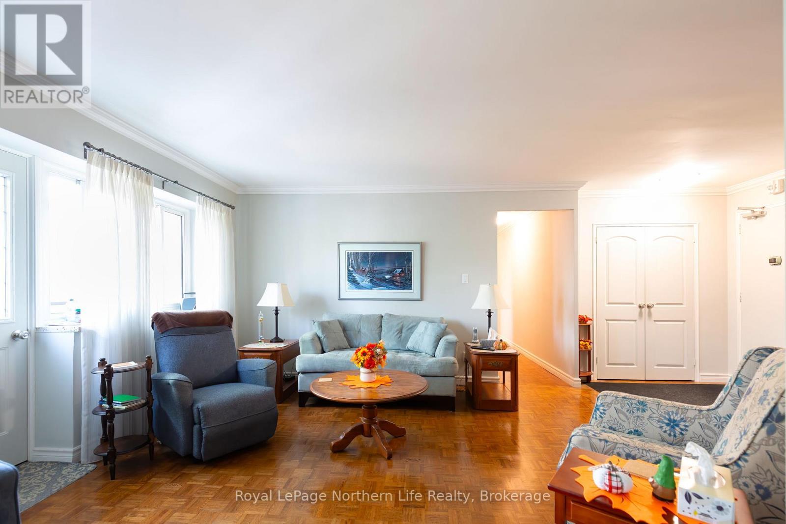 












204 - 810 MAIN STREET W

,
North Bay (West End),




Ontario
P1B2V9

