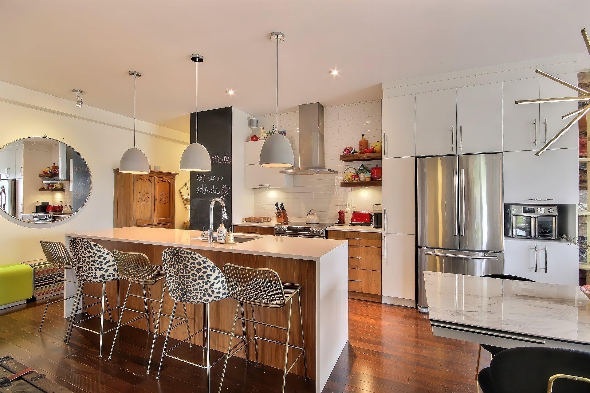 









2500


Place Chassé

, 405,
Montréal (Rosemont/La Petite-Patrie),




QC
H1Y0A9

