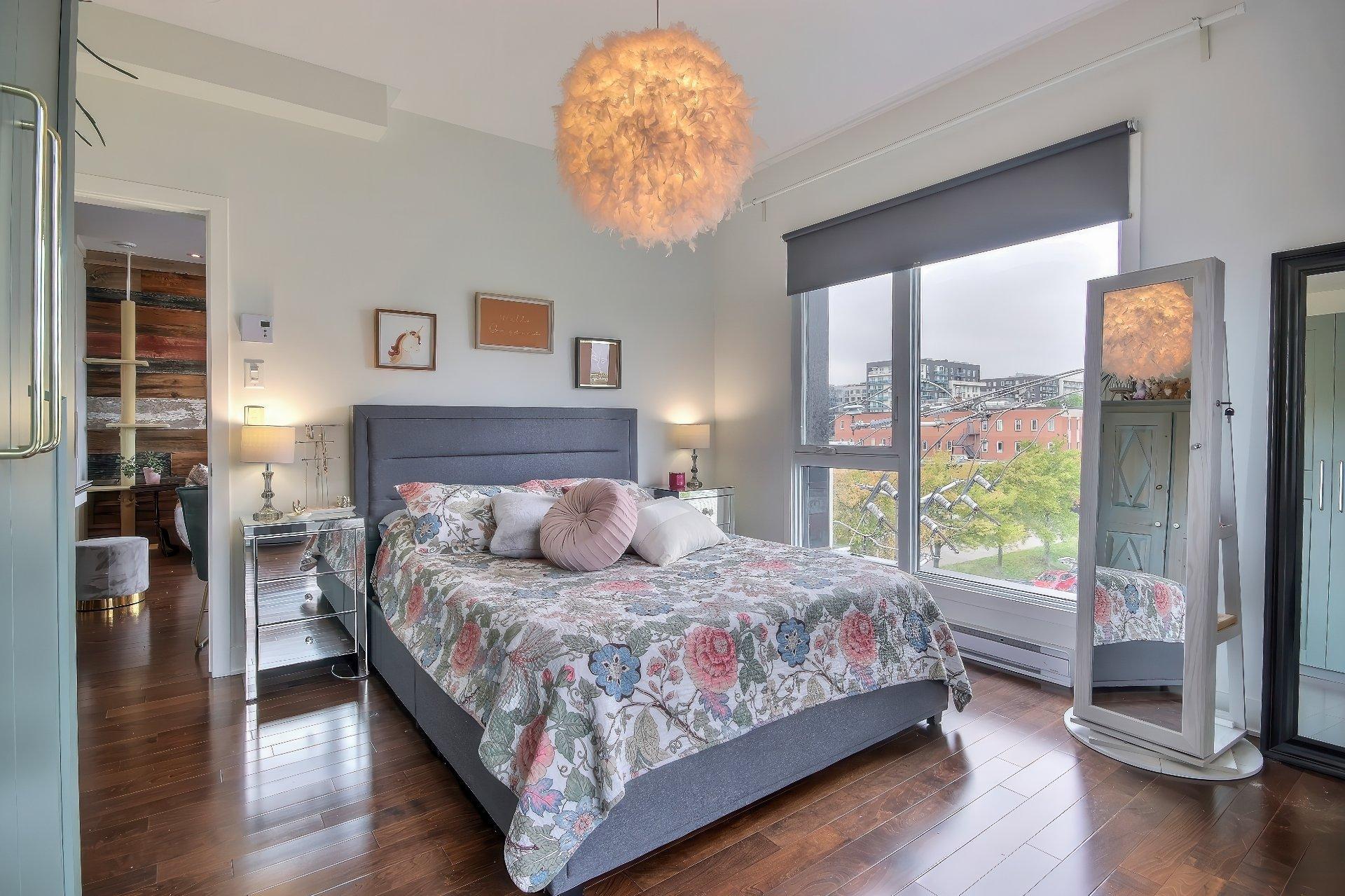 









2500


Place Chassé

, 405,
Montréal (Rosemont/La Petite-Patrie),




QC
H1Y0A9

