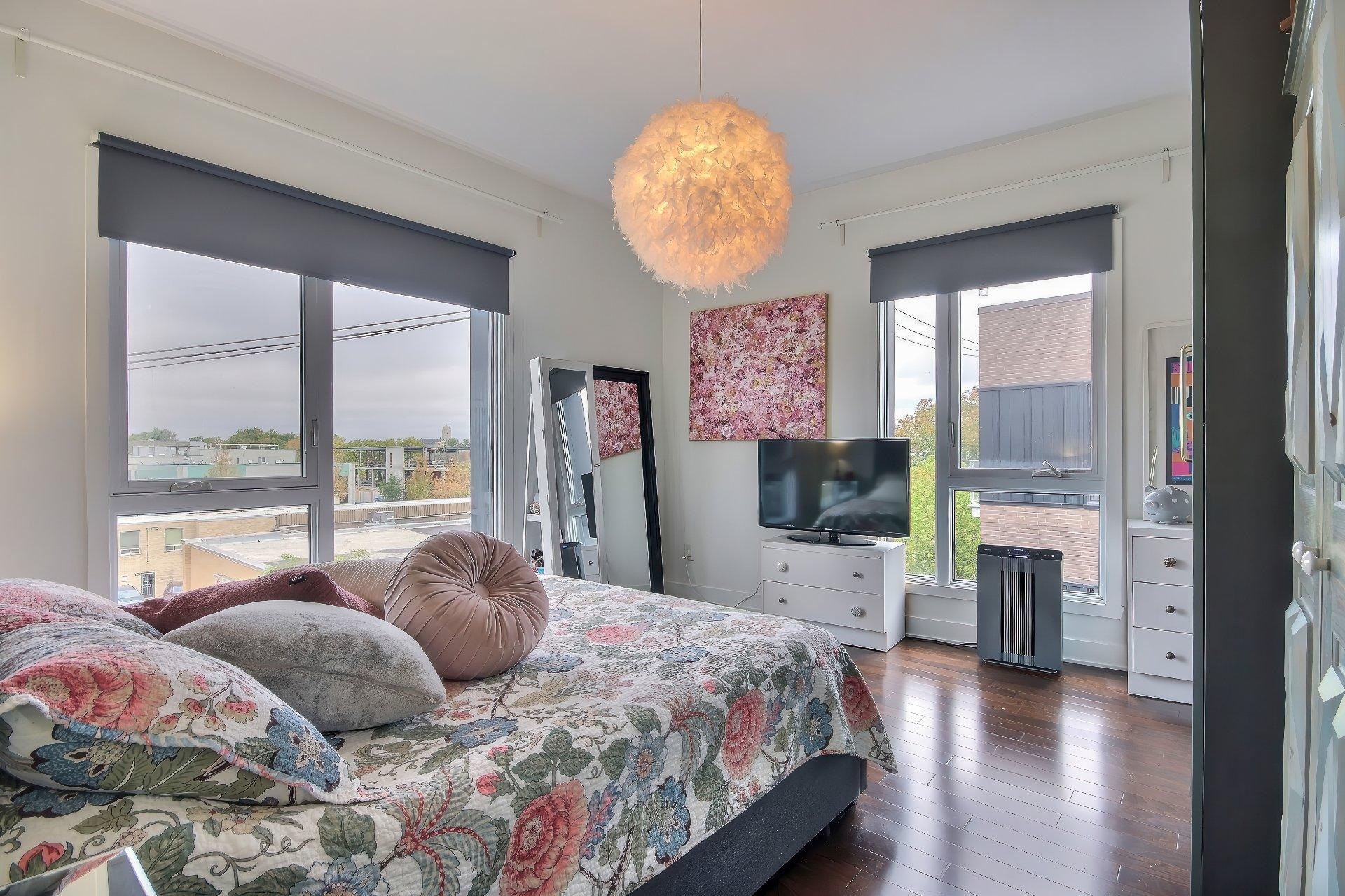 









2500


Place Chassé

, 405,
Montréal (Rosemont/La Petite-Patrie),




QC
H1Y0A9

