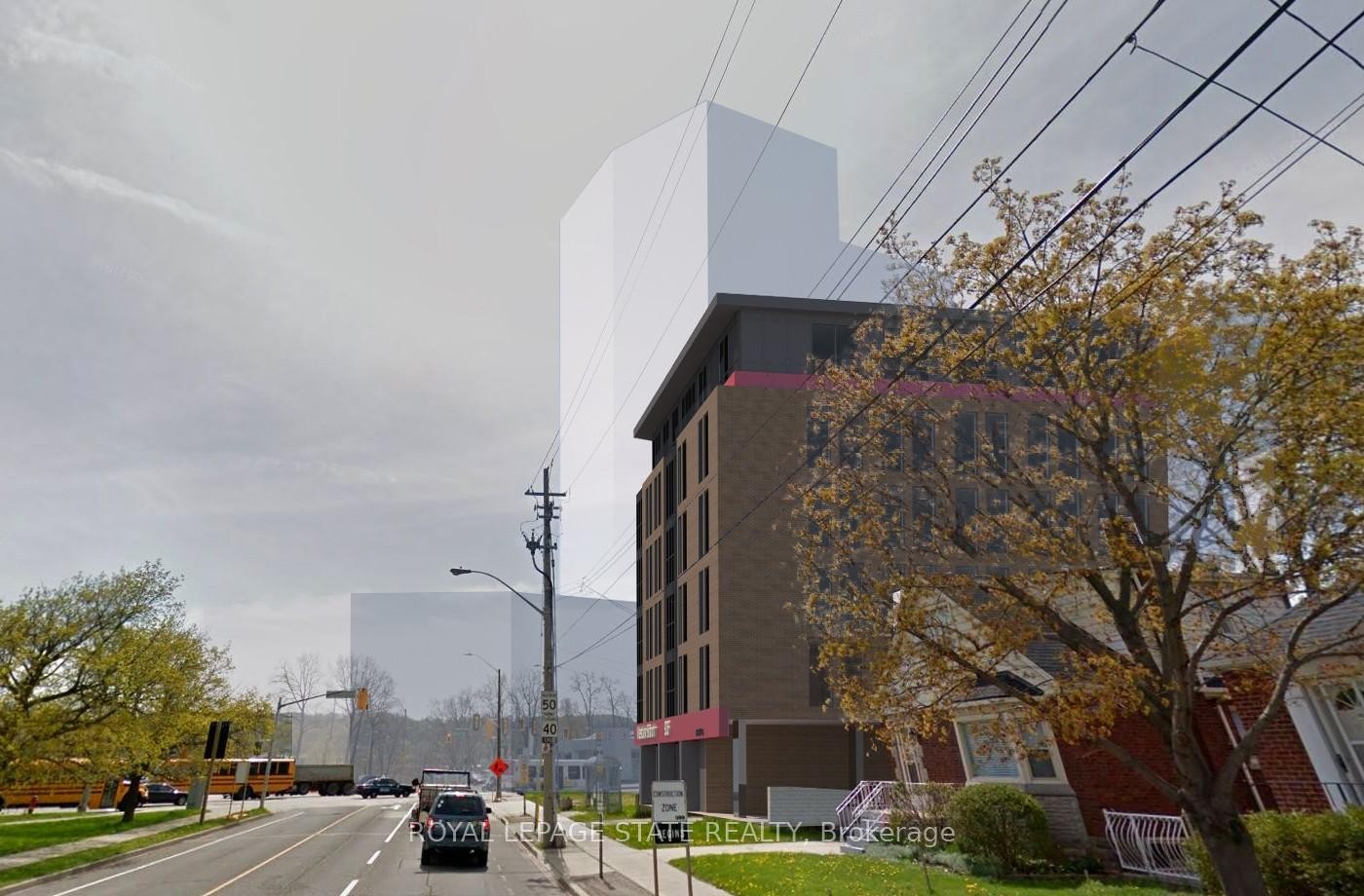 









906


Main

Street West,
Hamilton,







ON
L8S 1A6

