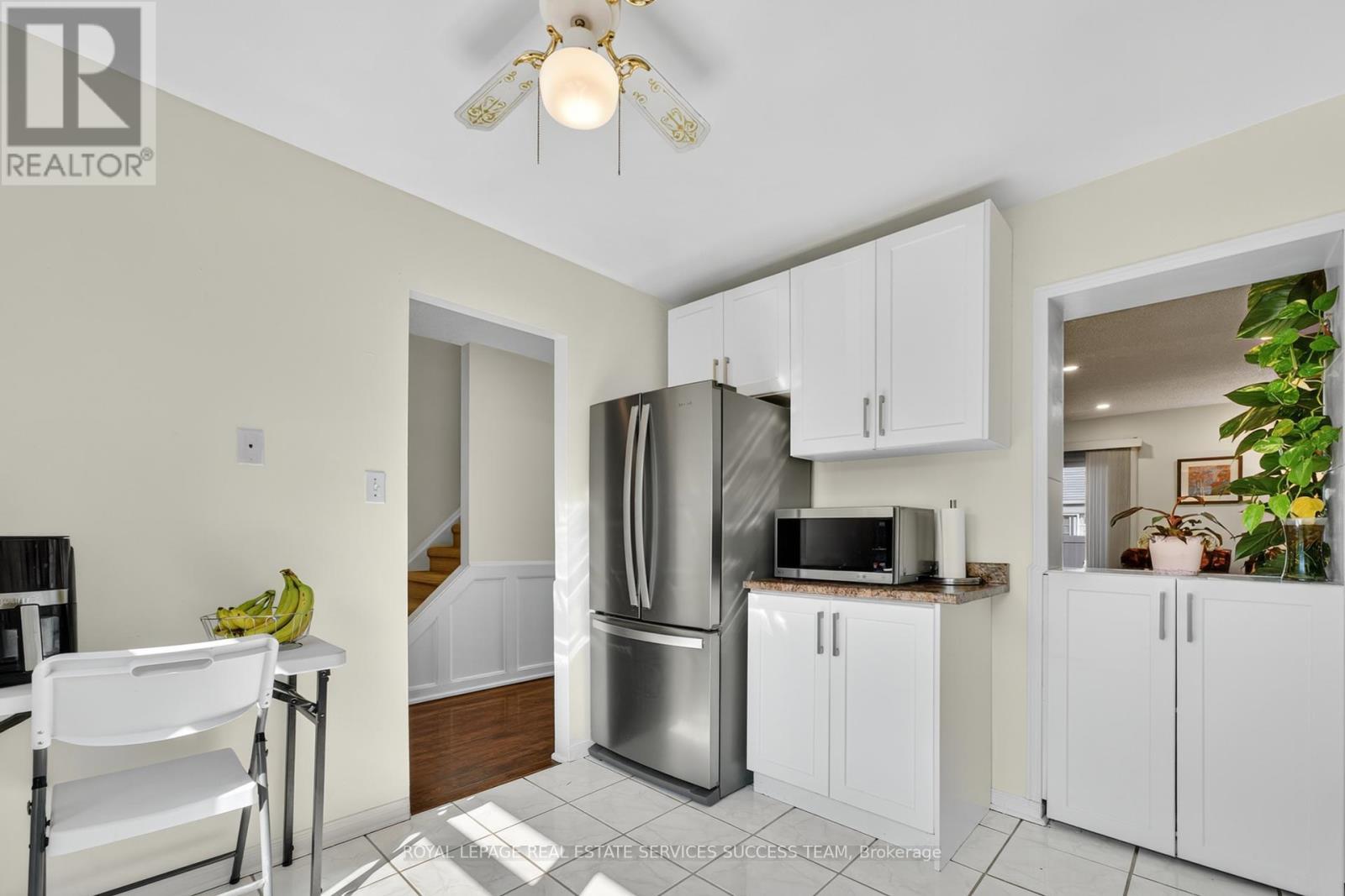 












19 - 120 FALCONER DRIVE

,
Mississauga,




Ontario
L5N1P5

