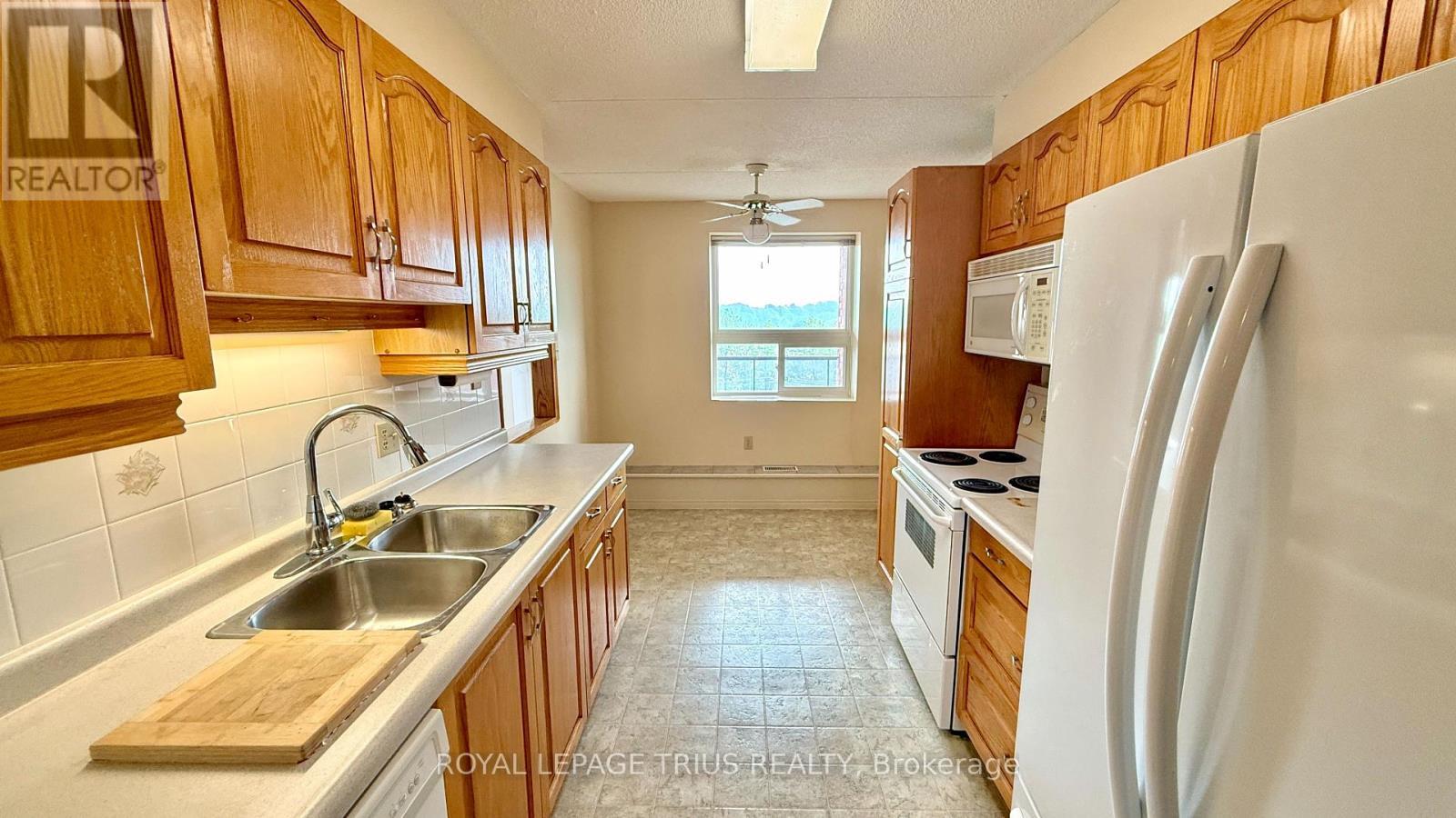 












604 - 5 MILL POND COURT

,
Norfolk (Simcoe),




Ontario
N3Y5J6

