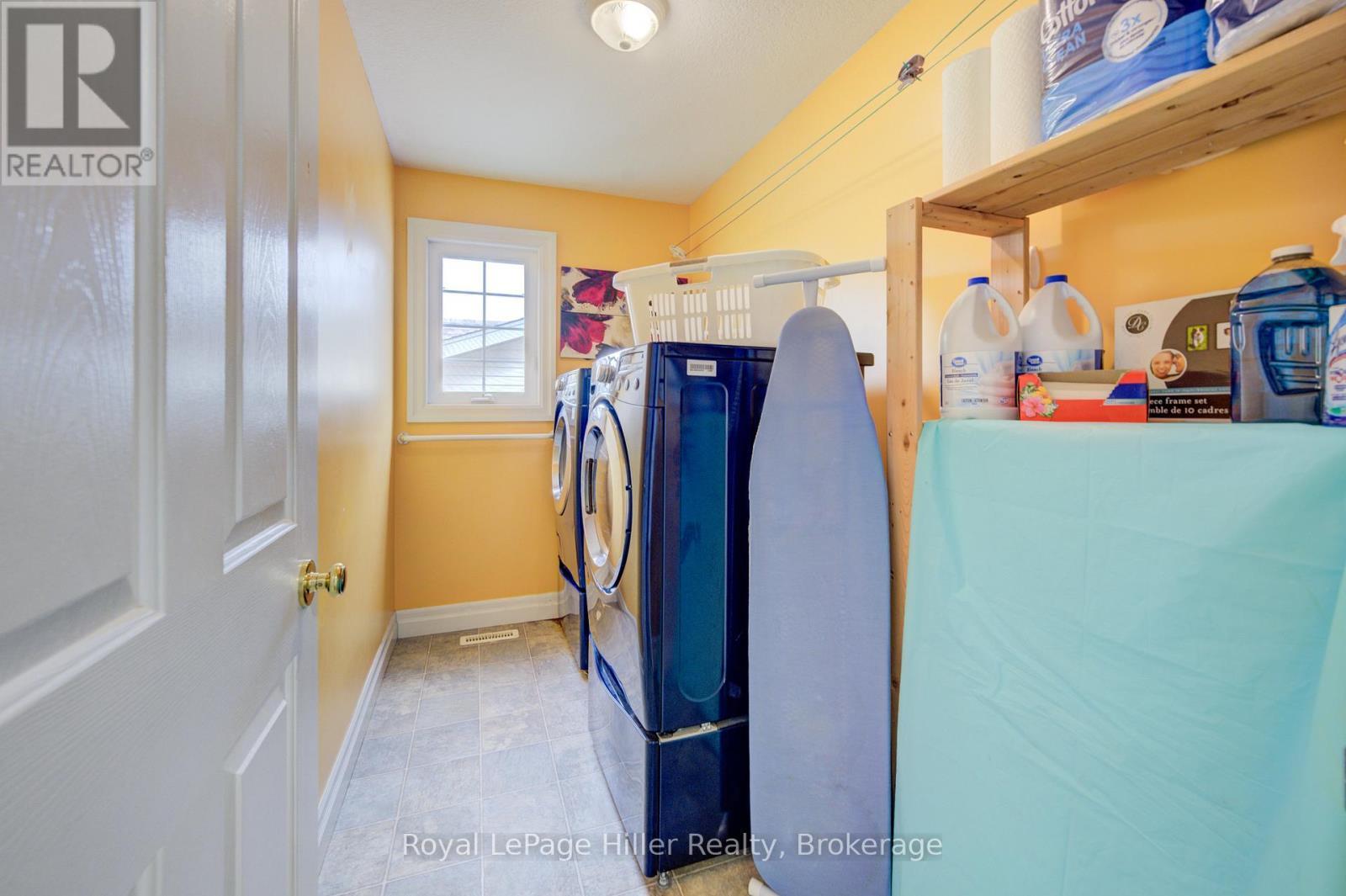 












34 EAGLE DRIVE

,
Stratford,




Ontario
N5A7Y8

