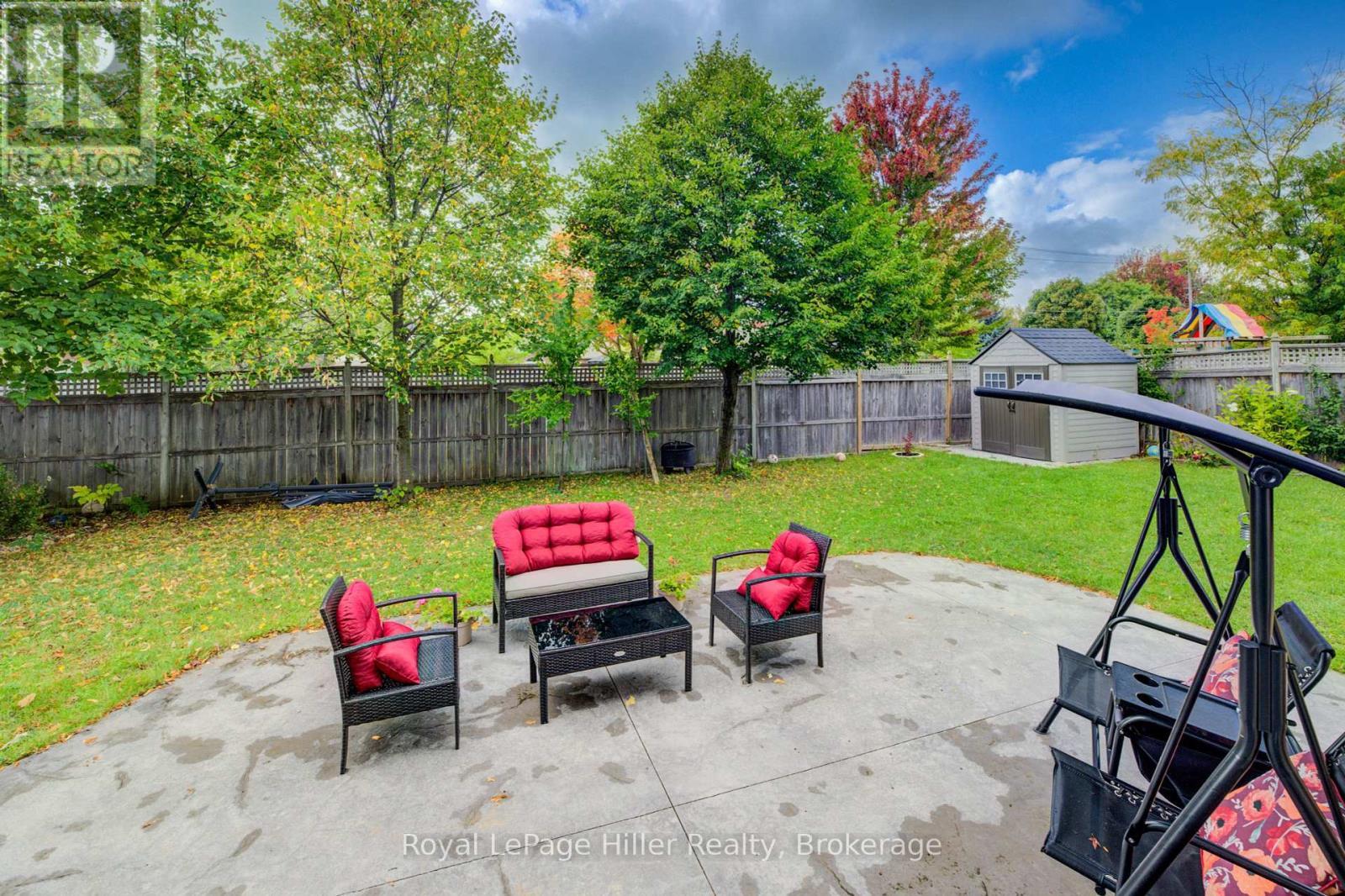 












34 EAGLE DRIVE

,
Stratford,




Ontario
N5A7Y8

