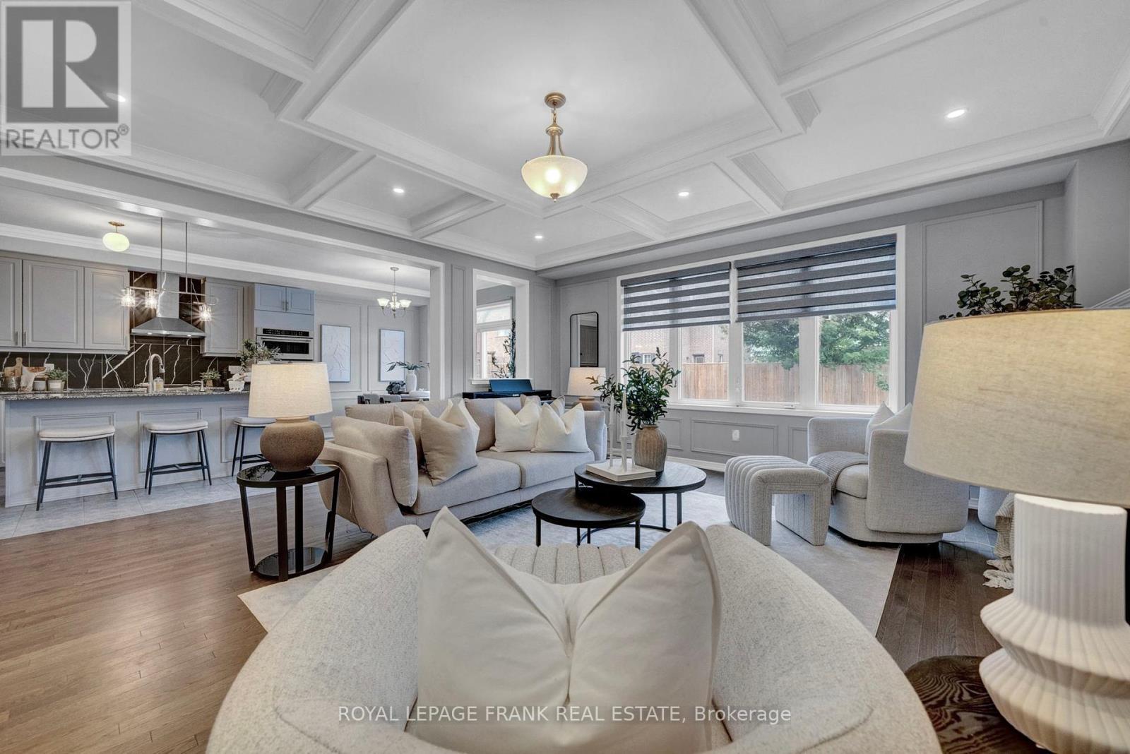 












85 BUTSON CRESCENT

,
Clarington (Bowmanville),




Ontario
L1C0S5

