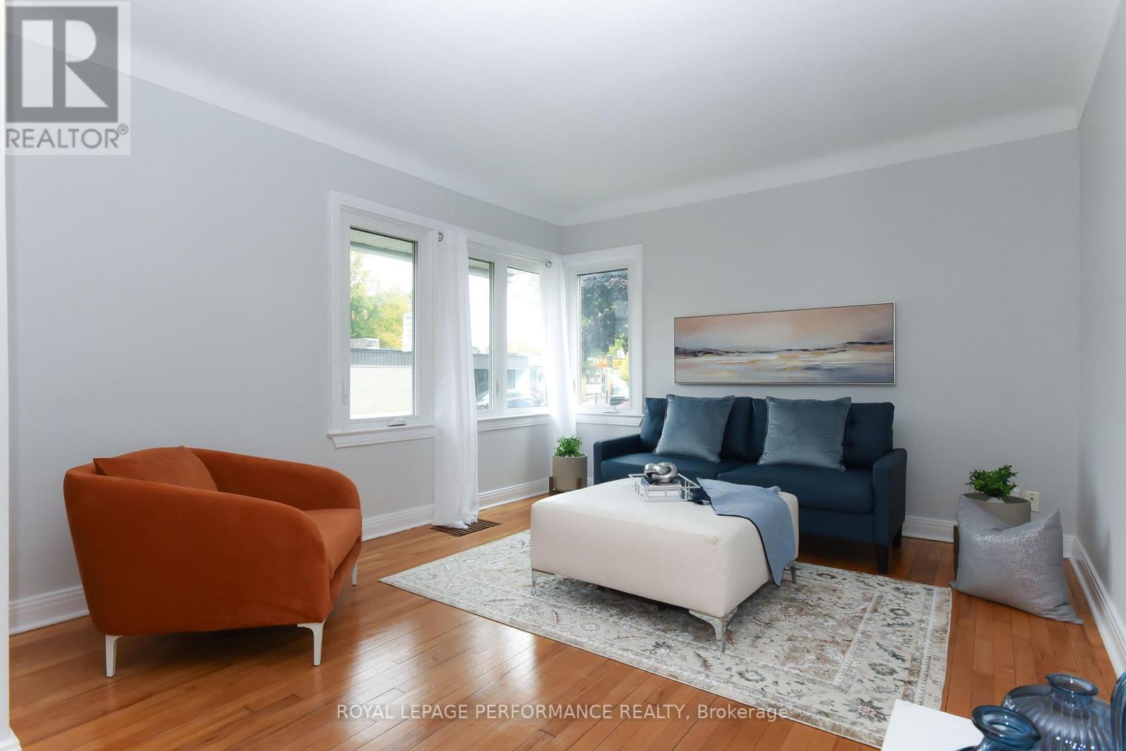 












274 QUEEN MARY STREET

,
Ottawa,




Ontario
K1K1X2

