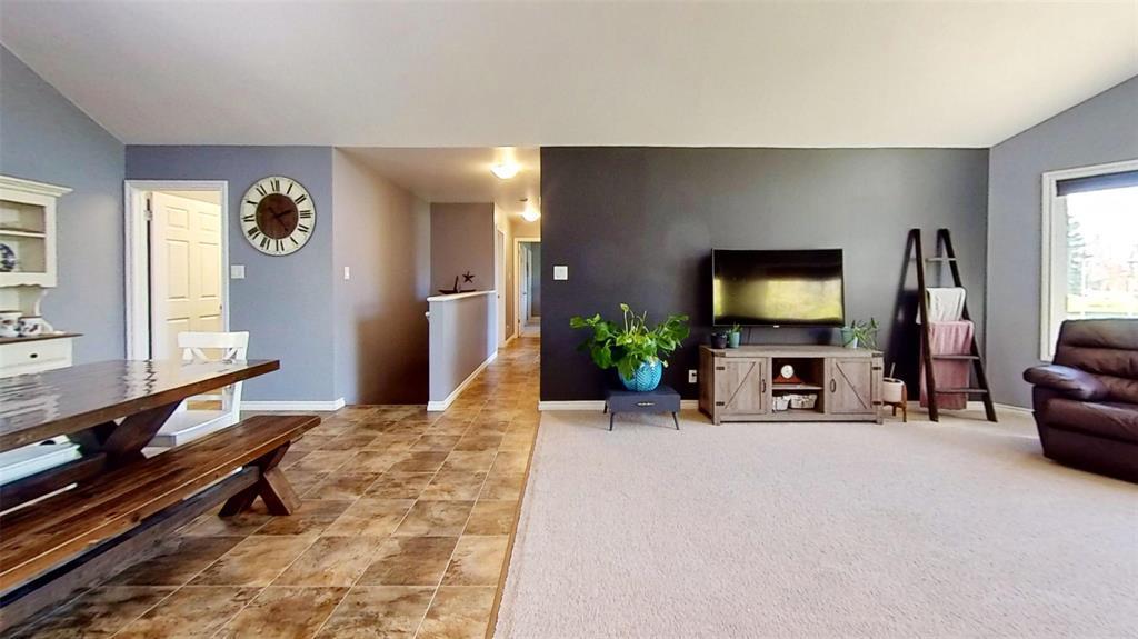 












34 3rd Street NE

,
Hamiota,




Manitoba
R0M0T0

