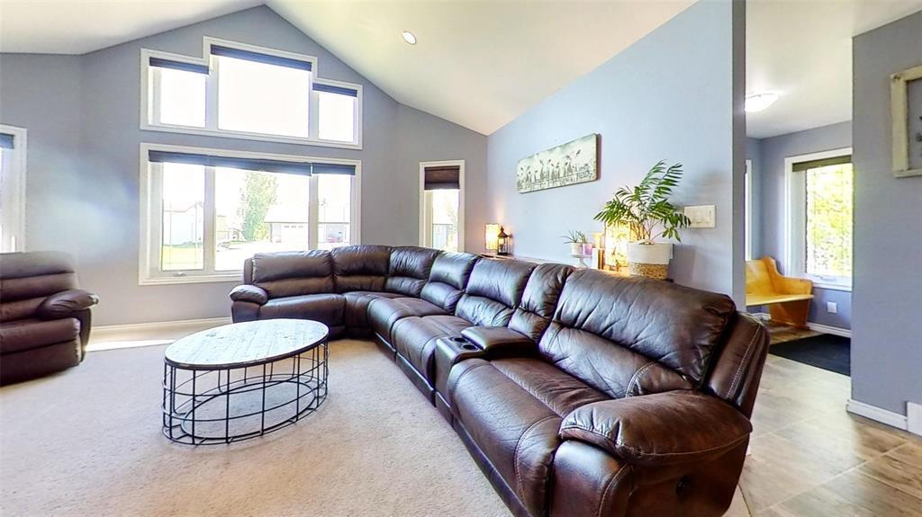 












34 3rd Street NE

,
Hamiota,




Manitoba
R0M0T0

