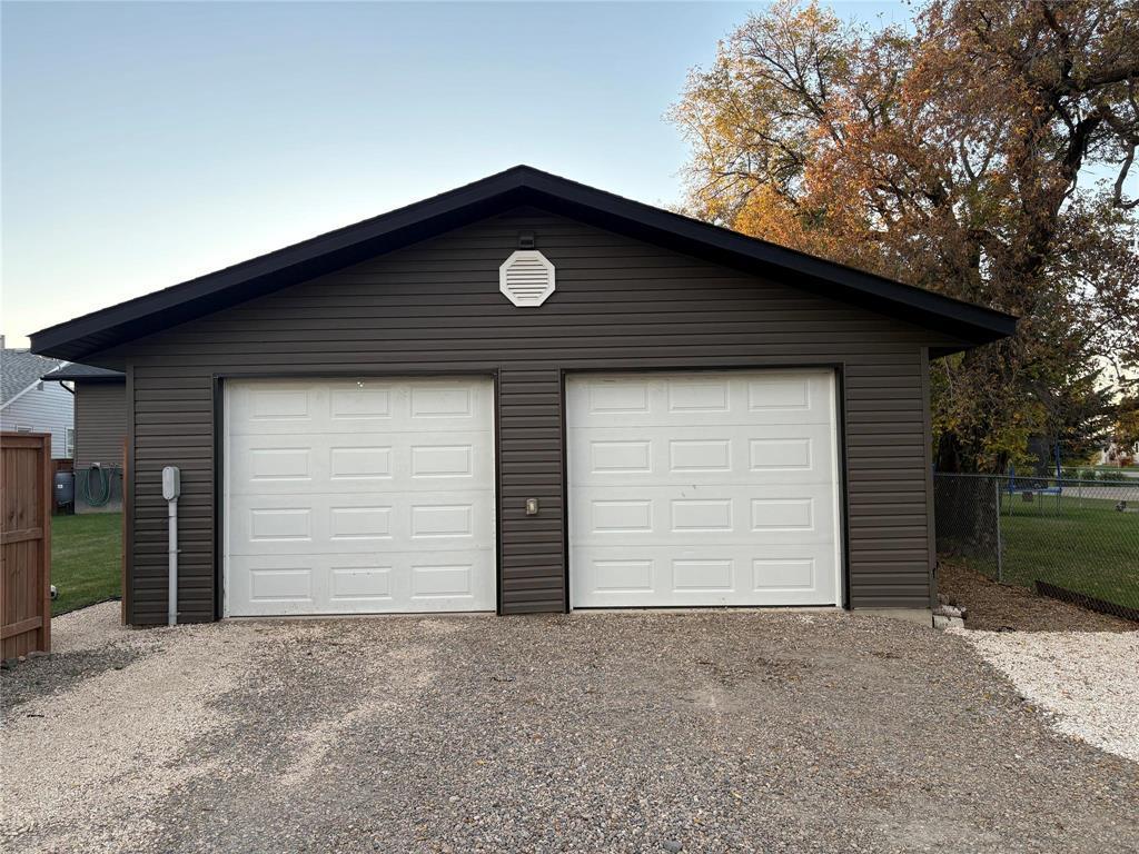 












34 3rd Street NE

,
Hamiota,




Manitoba
R0M0T0

