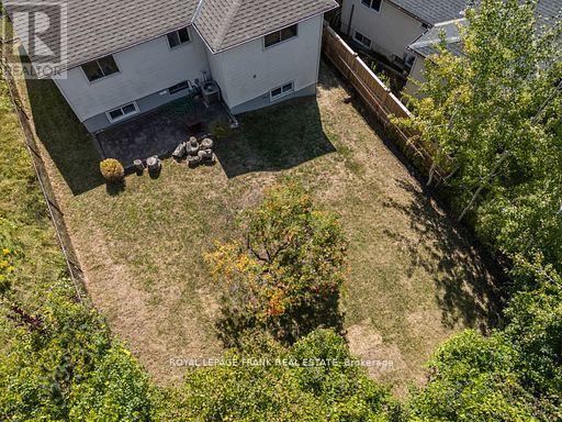 












929 SOUTHDOWN DRIVE

,
Oshawa (Donevan),




Ontario
L1H7Z5

