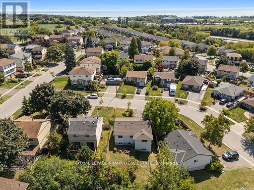 












929 SOUTHDOWN DRIVE

,
Oshawa (Donevan),




Ontario
L1H7Z5


