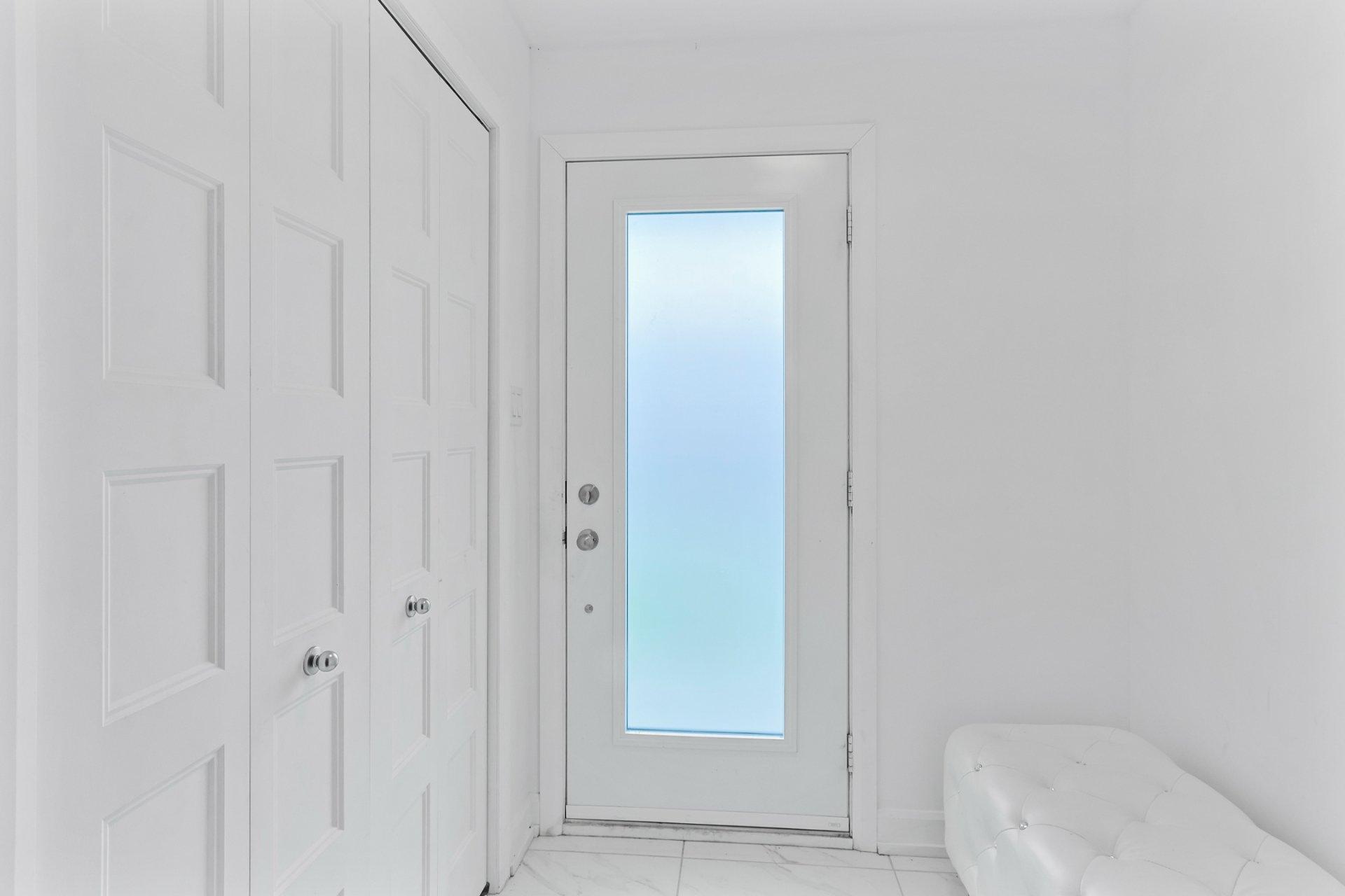 









73


Av. des Tilleuls

,
Salaberry-de-Valleyfield,




QC
J6T0P3

