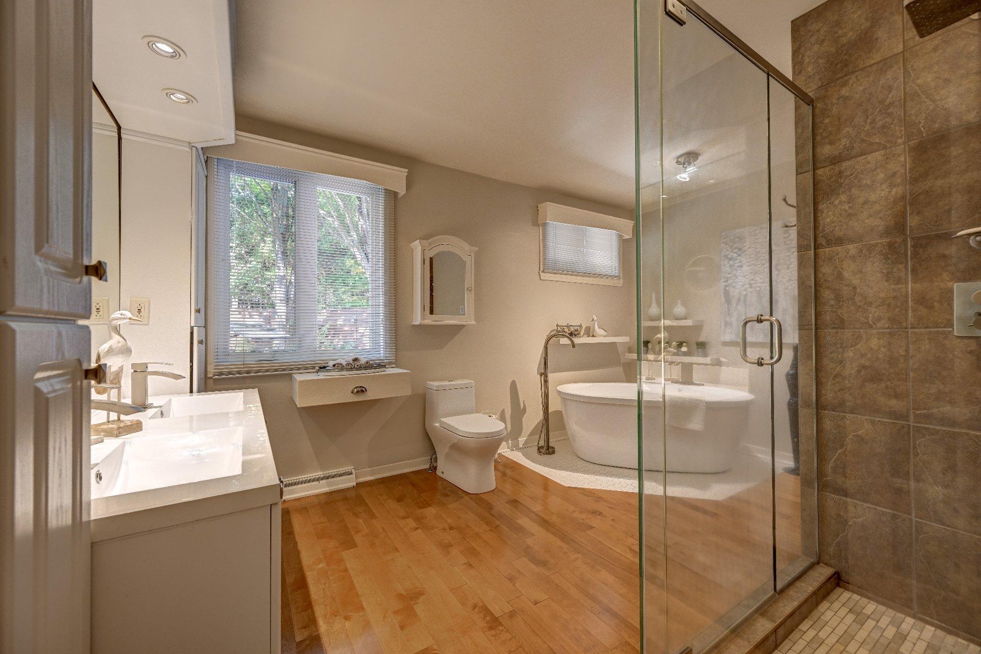 









10


Rue Laurier

,
Saint-Eustache,




QC
J7R2E8

