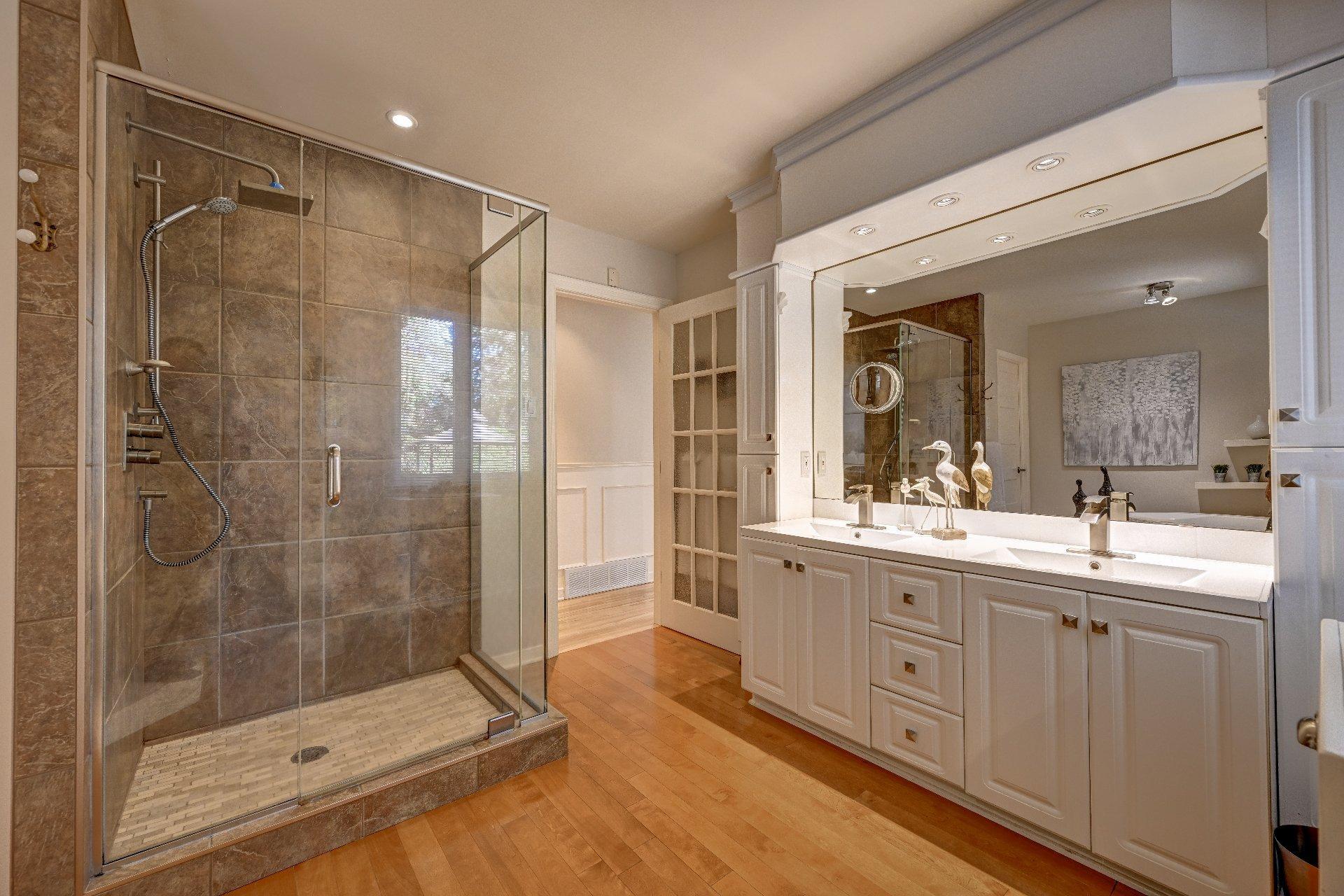 









10


Rue Laurier

,
Saint-Eustache,




QC
J7R2E8

