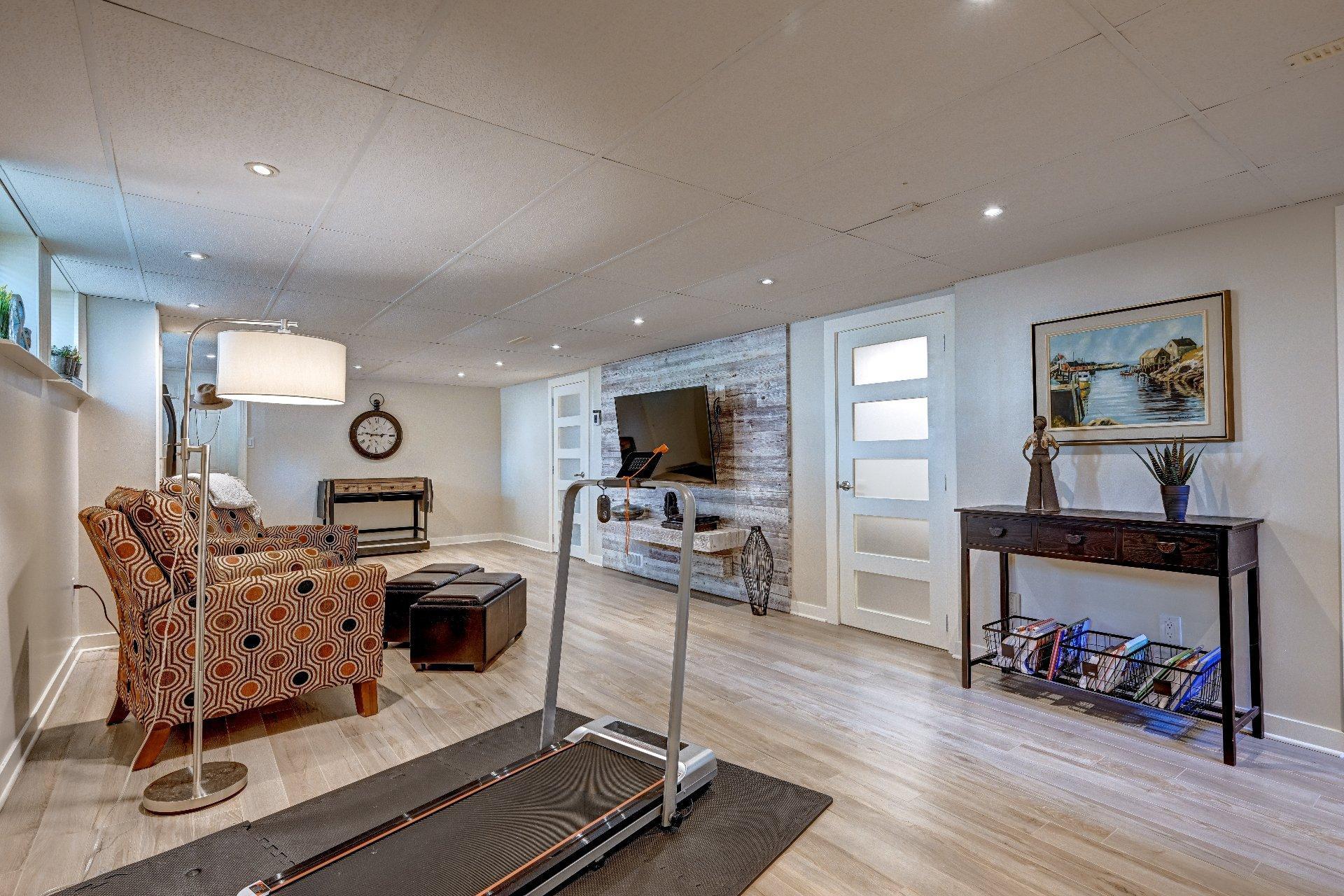 









10


Rue Laurier

,
Saint-Eustache,




QC
J7R2E8

