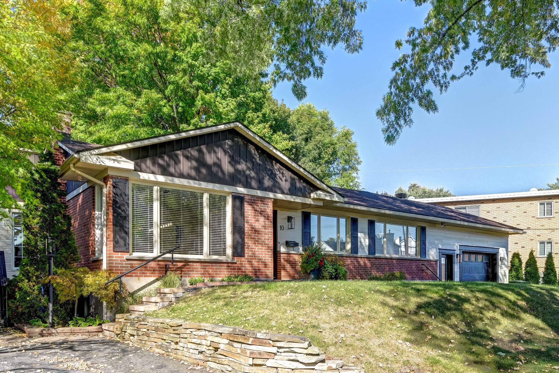 









10


Rue Laurier

,
Saint-Eustache,




QC
J7R2E8

