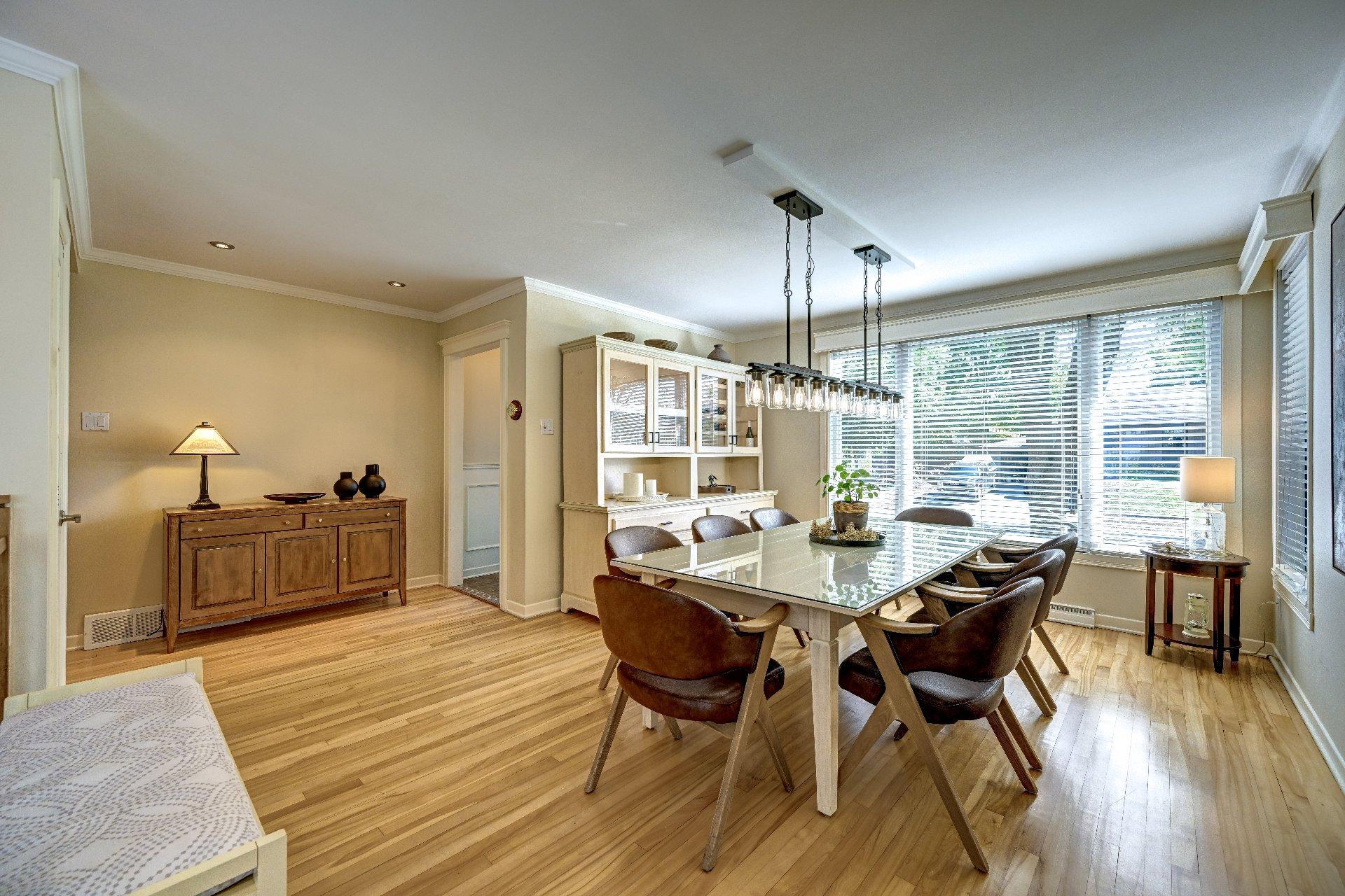 









10


Rue Laurier

,
Saint-Eustache,




QC
J7R2E8

