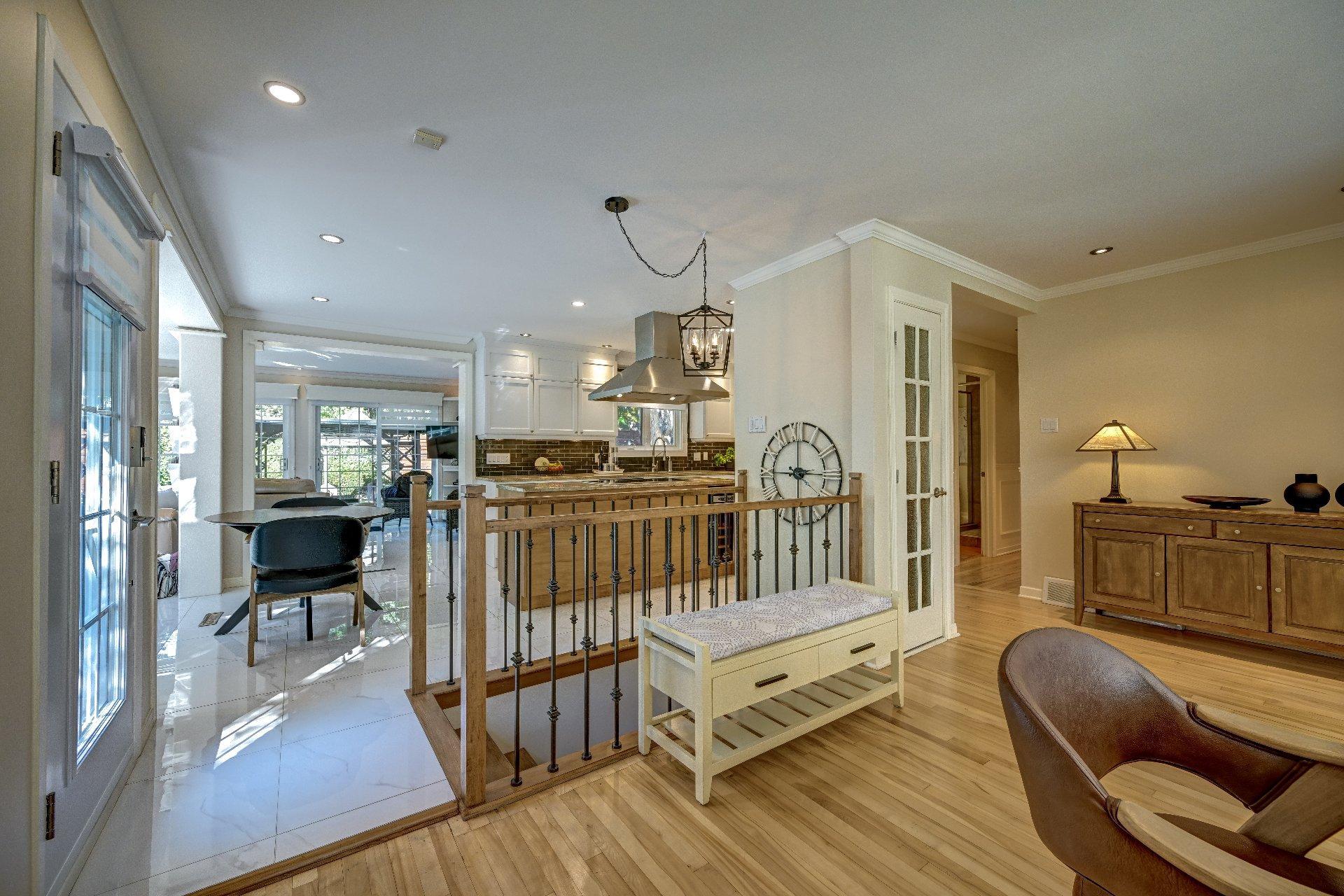 









10


Rue Laurier

,
Saint-Eustache,




QC
J7R2E8

