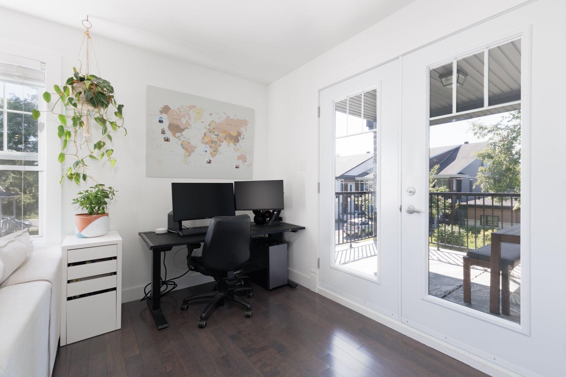 









101


Rue Chartrand

, 201,
Terrebonne (Terrebonne),




QC
J6W2L2

