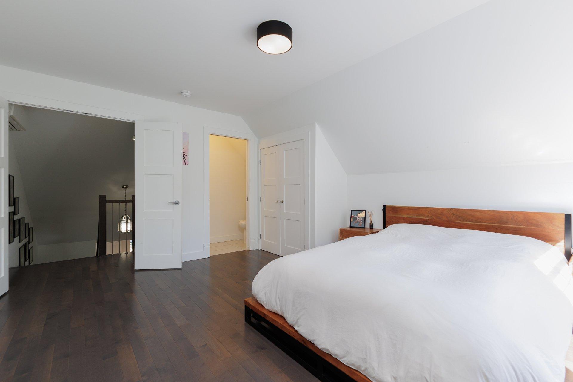 









101


Rue Chartrand

, 201,
Terrebonne (Terrebonne),




QC
J6W2L2

