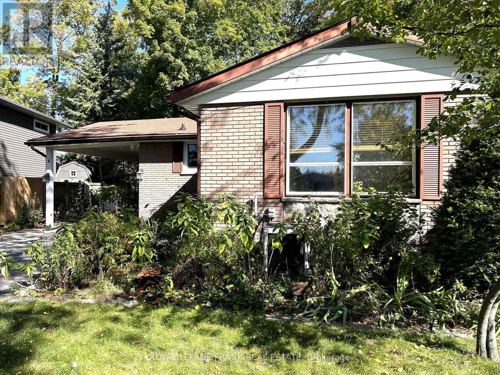 












4 PEARY PLACE

,
Peterborough (Northcrest Ward 5),




Ontario
K9H6Y5

