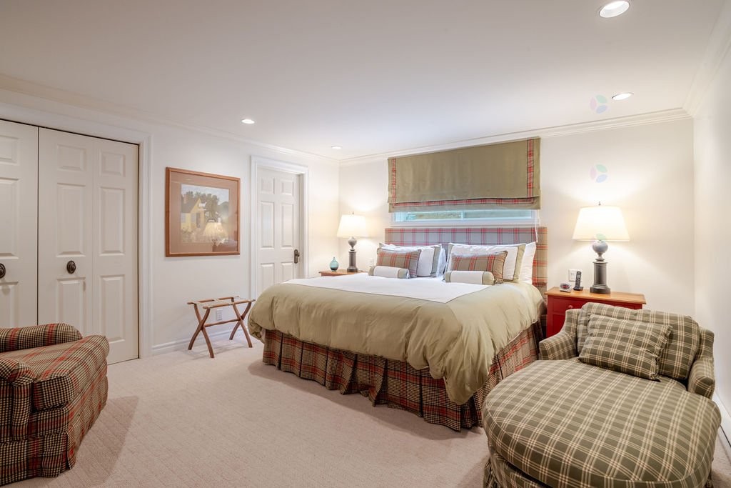 









120


Av. Nantel

,
Sainte-Agathe-des-Monts,




QC
J8C1E8

