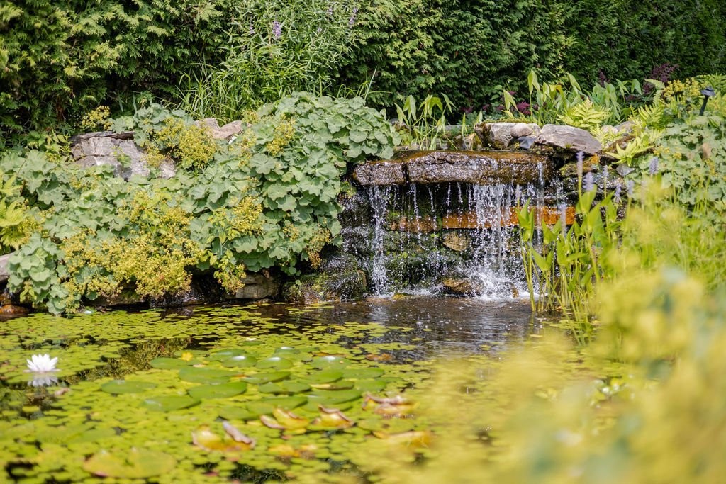 









120


Av. Nantel

,
Sainte-Agathe-des-Monts,




QC
J8C1E8

