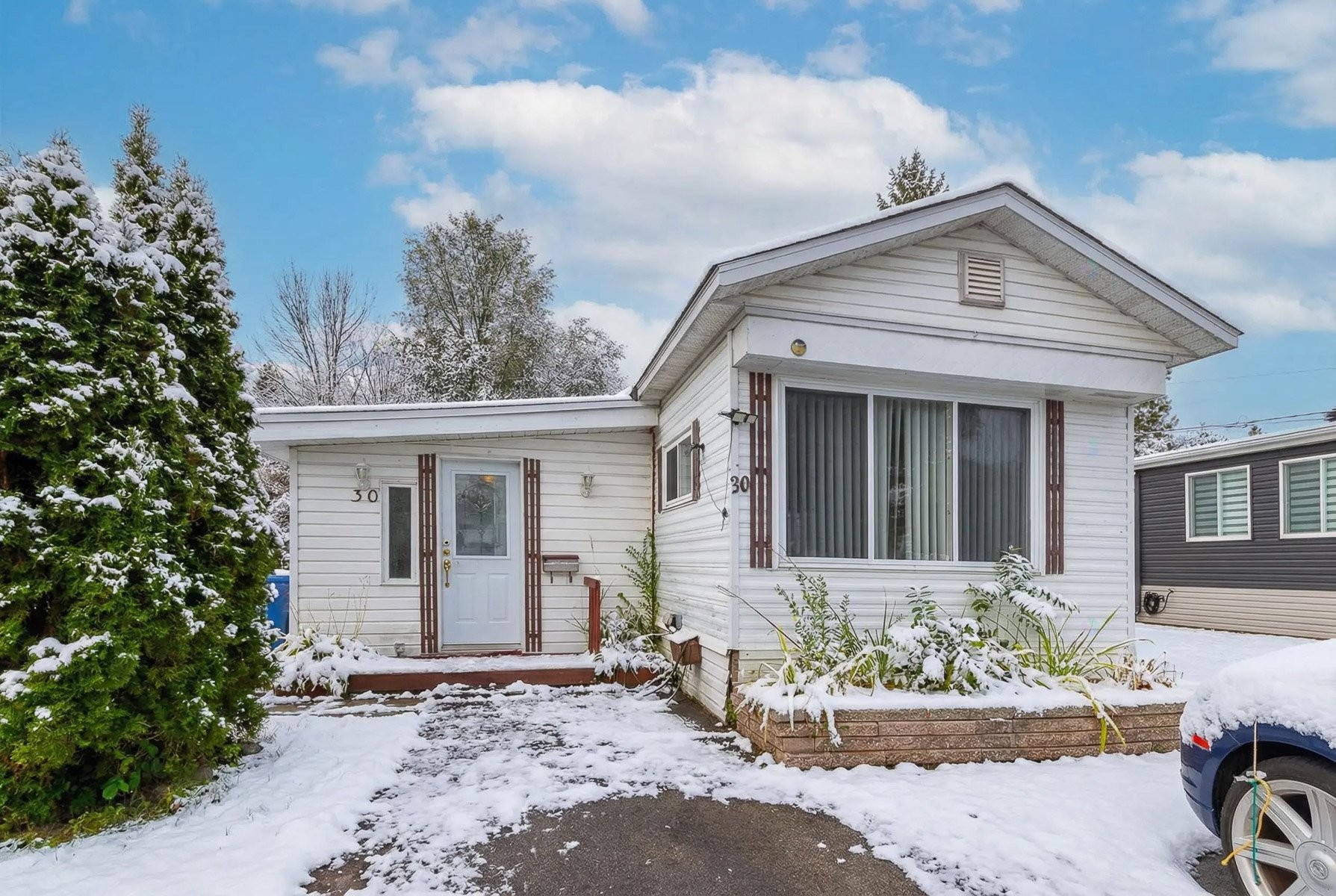 









30


5e Avenue

,
Terrebonne (Terrebonne),




QC
J6Y1M4

