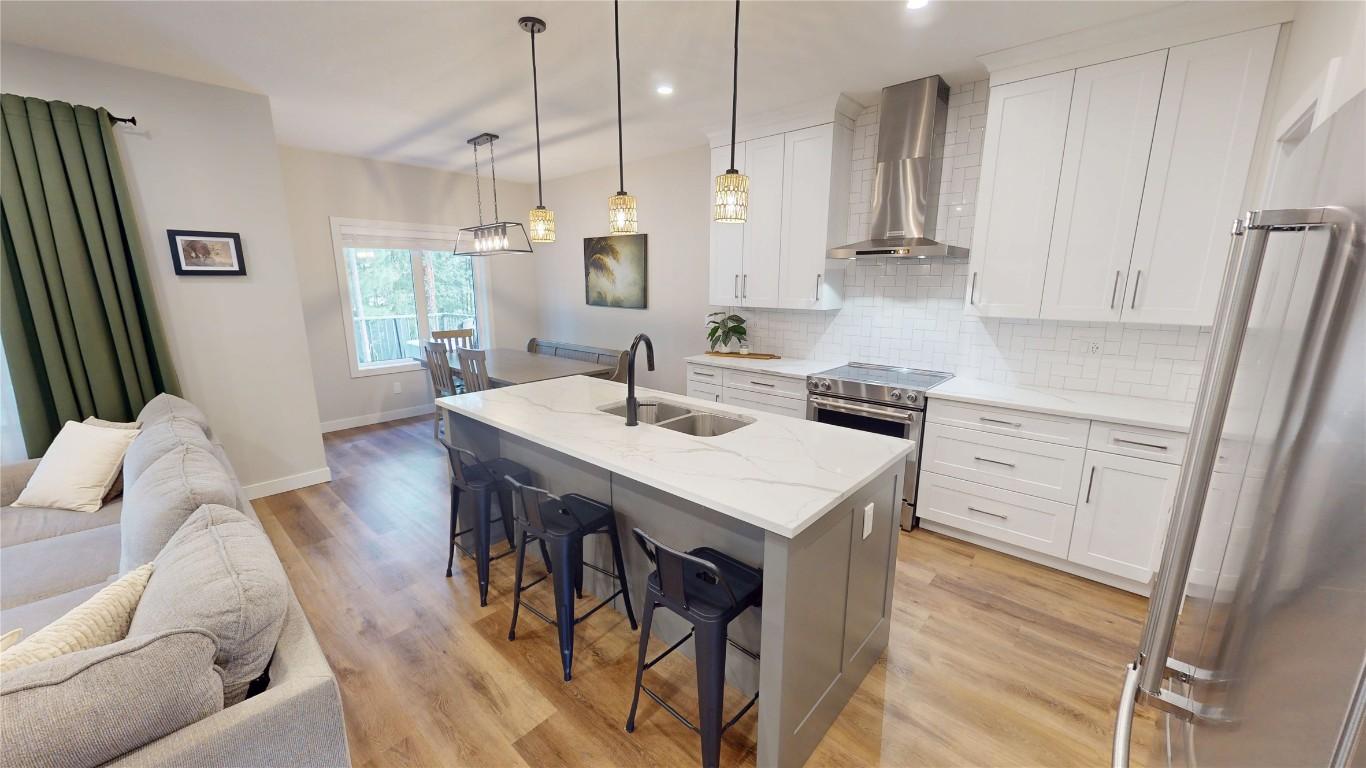 









144


River

Drive,
Cranbrook,




BC
V1C 0C6

