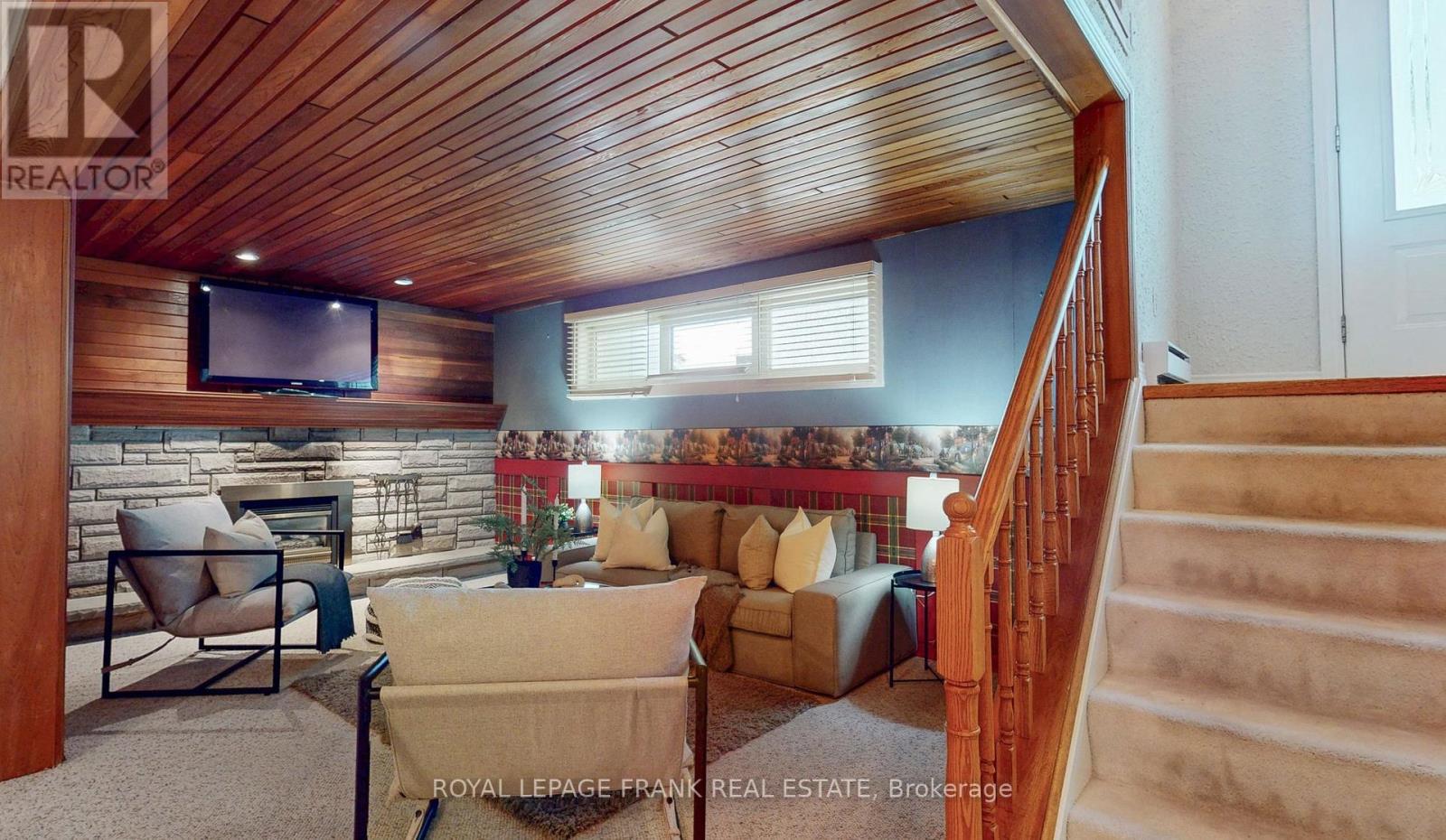 












655 BERMUDA AVENUE

,
Oshawa (Northglen),




Ontario
L1J6J4

