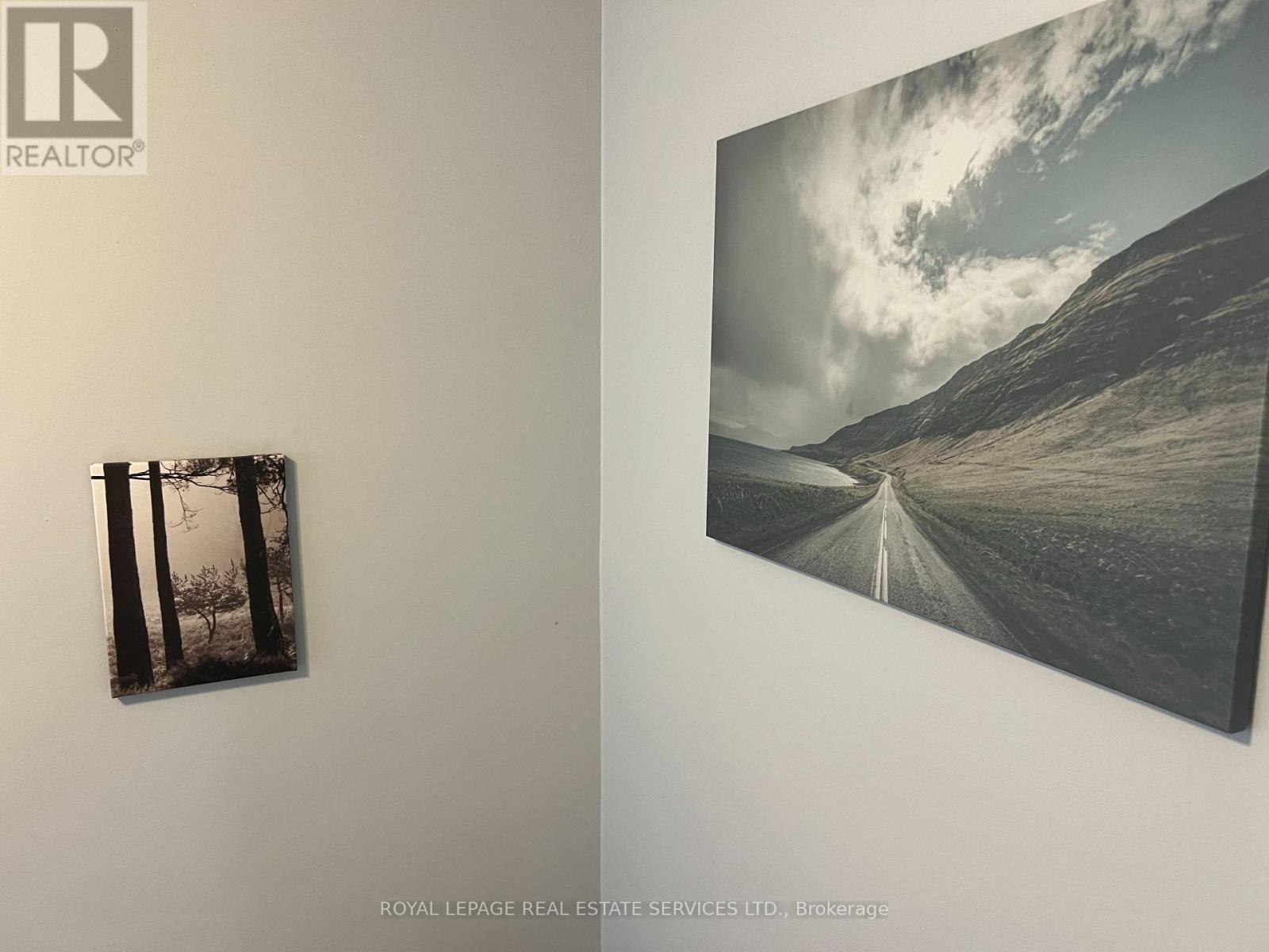 












4 - 872 BROWNS LINE

,
Toronto,




Ontario
M8W3W2

