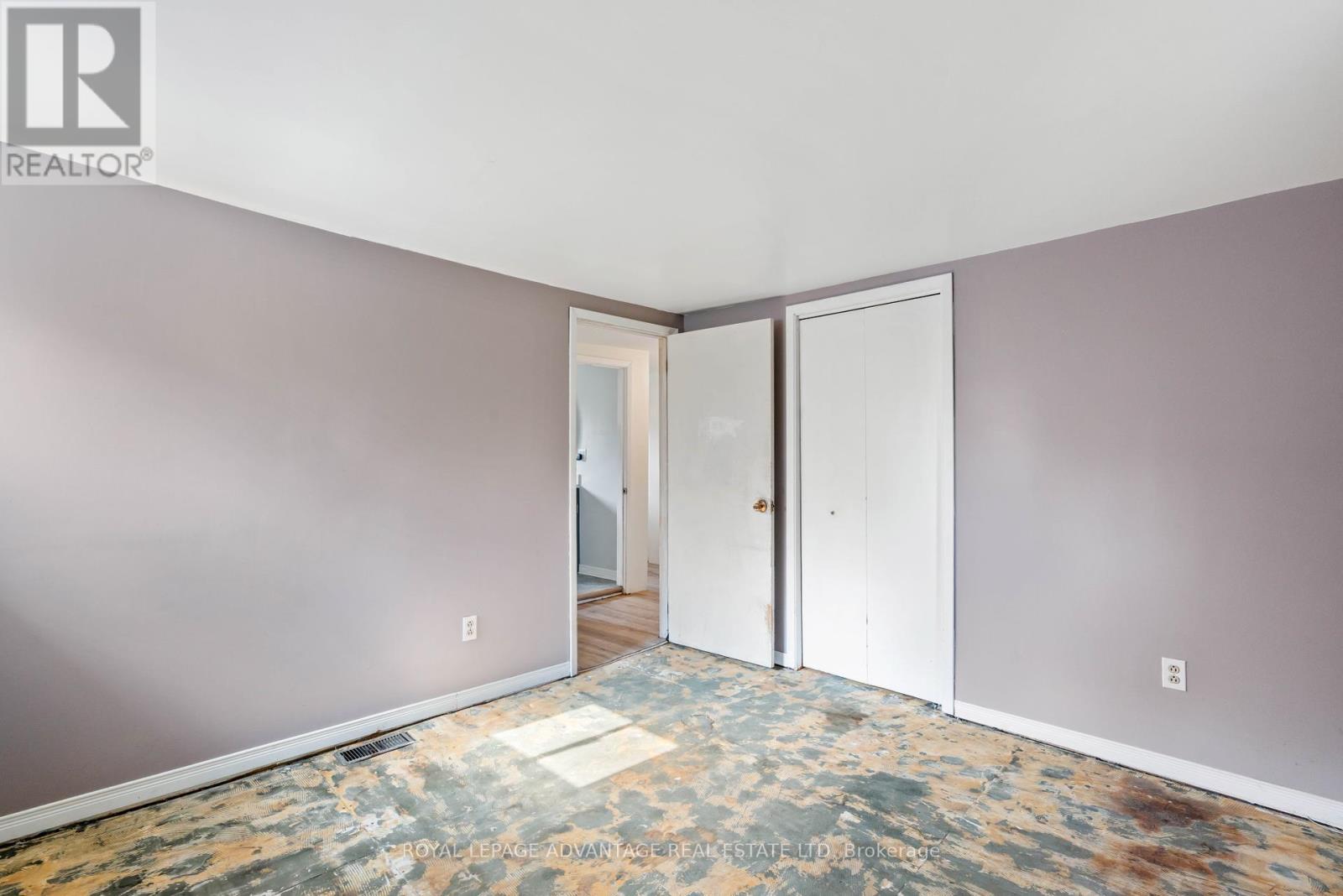 












79 BROADVIEW AVENUE W

,
Smiths Falls,




Ontario
K7A4L3

