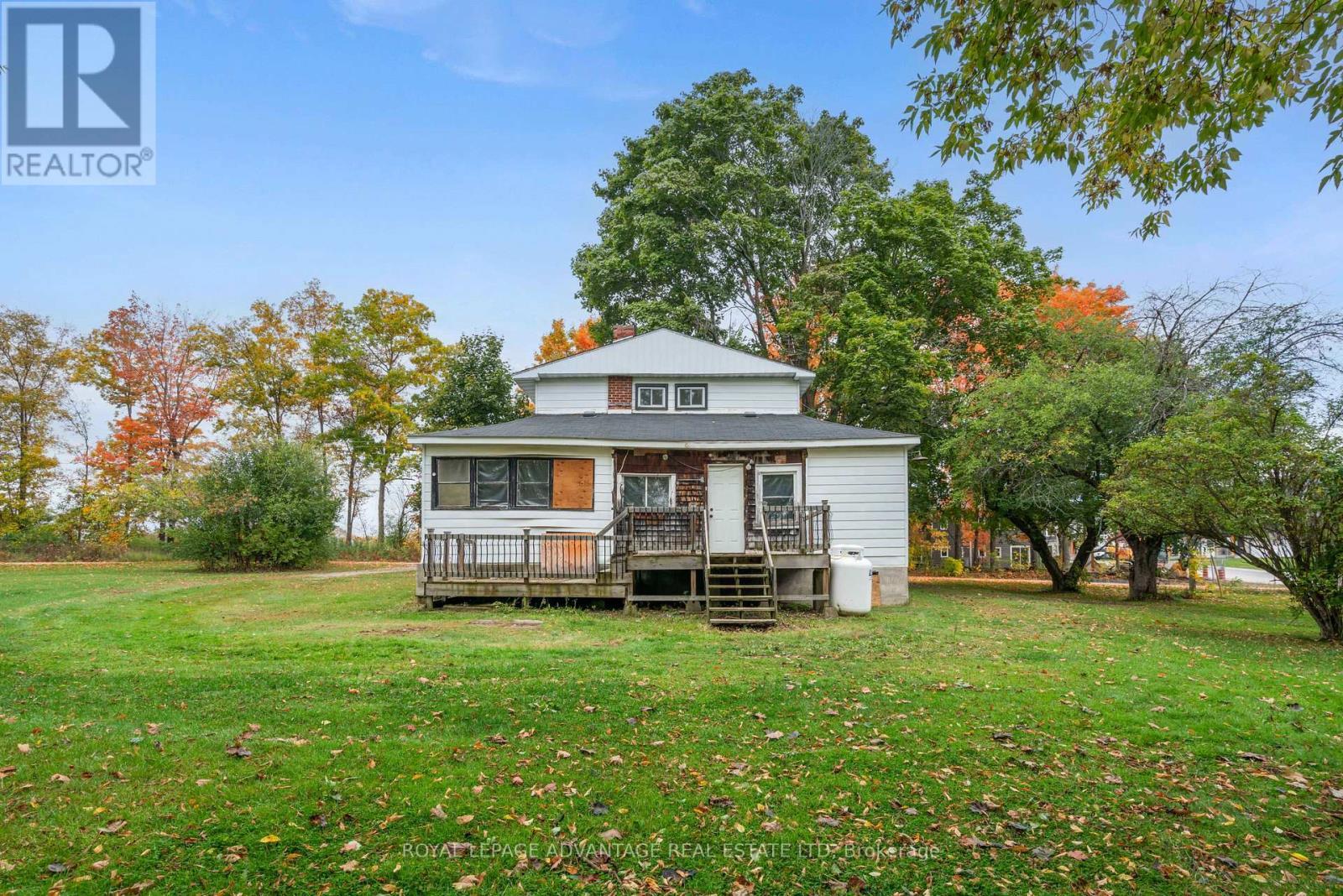 












79 BROADVIEW AVENUE W

,
Smiths Falls,




Ontario
K7A4L3

