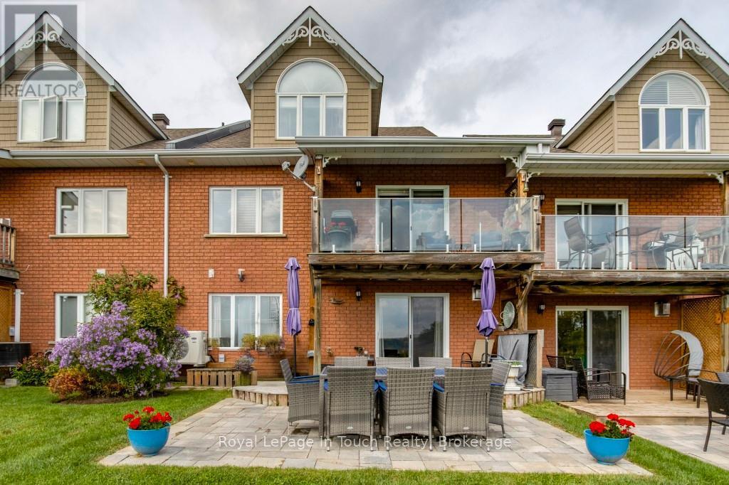 












839 SARAH BOULEVARD

,
Midland,




Ontario
L4R5M1

