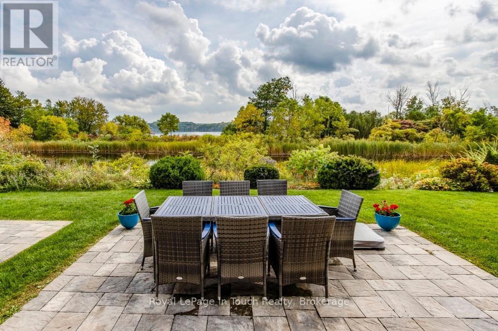 












839 SARAH BOULEVARD

,
Midland,




Ontario
L4R5M1

