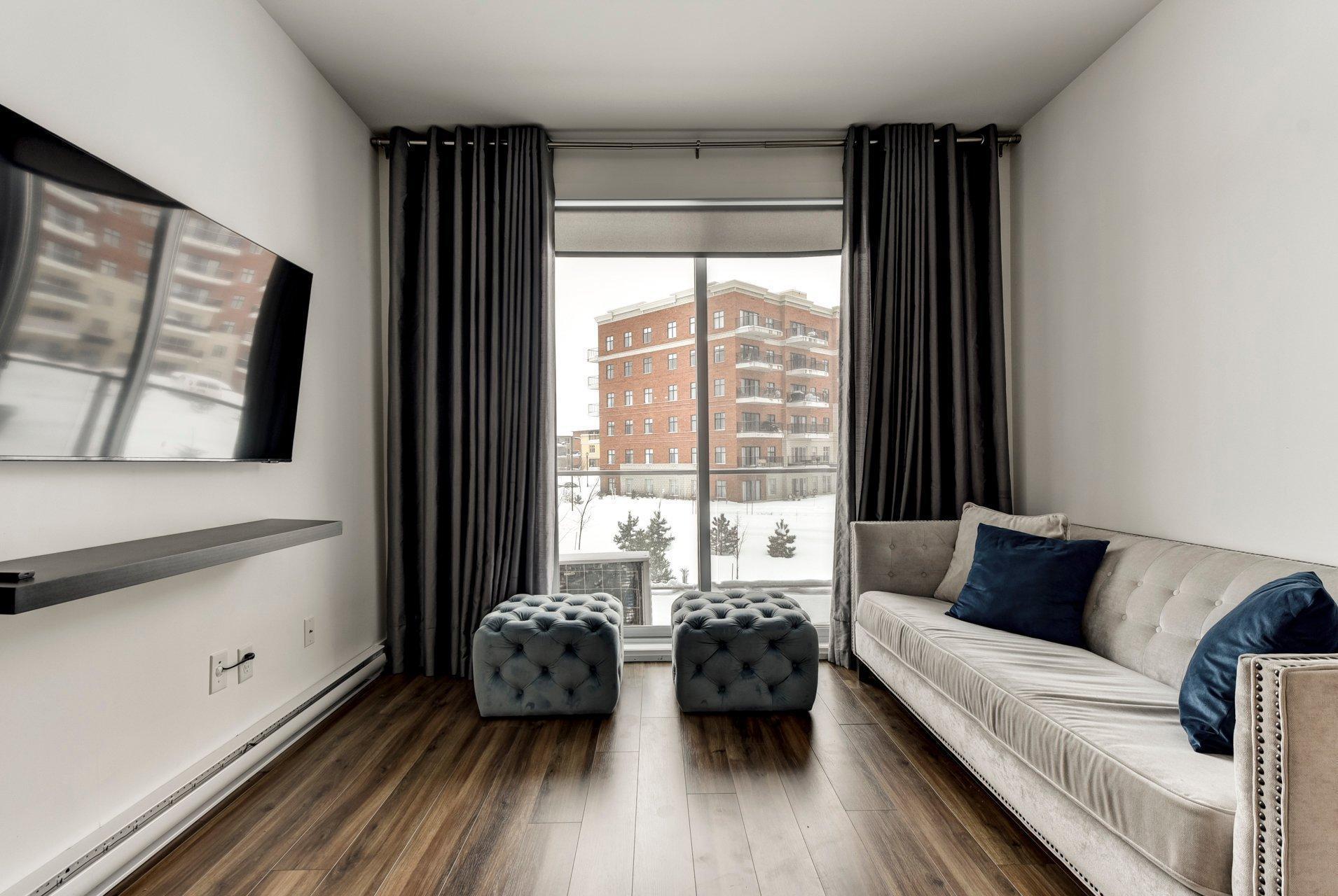 









7085


Rue de Lunan

, 206,
Brossard,




QC
J4Y0N4

