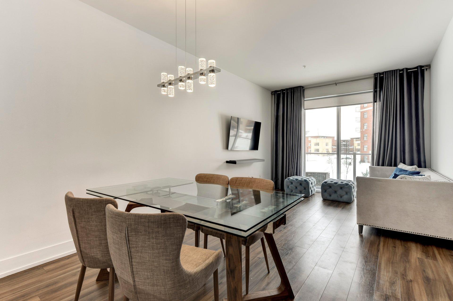 









7085


Rue de Lunan

, 206,
Brossard,




QC
J4Y0N4

