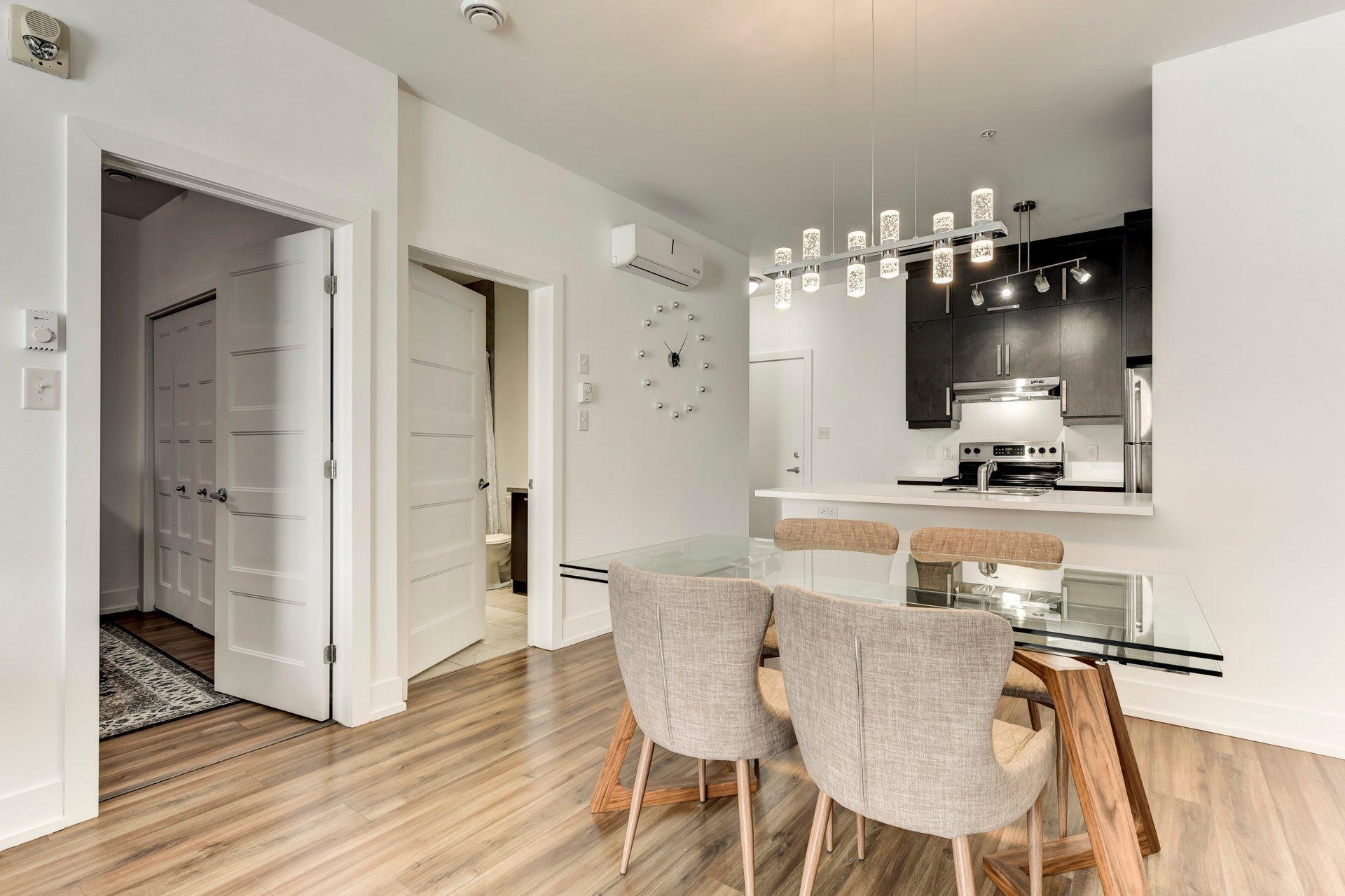 









7085


Rue de Lunan

, 206,
Brossard,




QC
J4Y0N4

