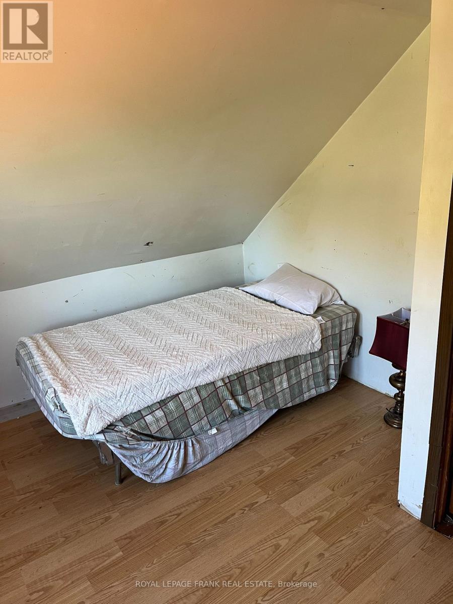 












35560 HWY 28 E

,
Carlow/Mayo (Mayo Ward),




Ontario
K0L1M0

