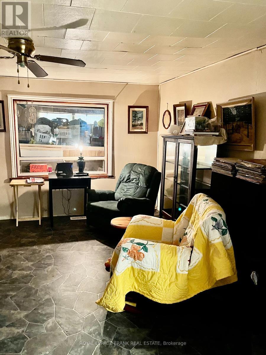












35560 HWY 28 E

,
Carlow/Mayo (Mayo Ward),




Ontario
K0L1M0

