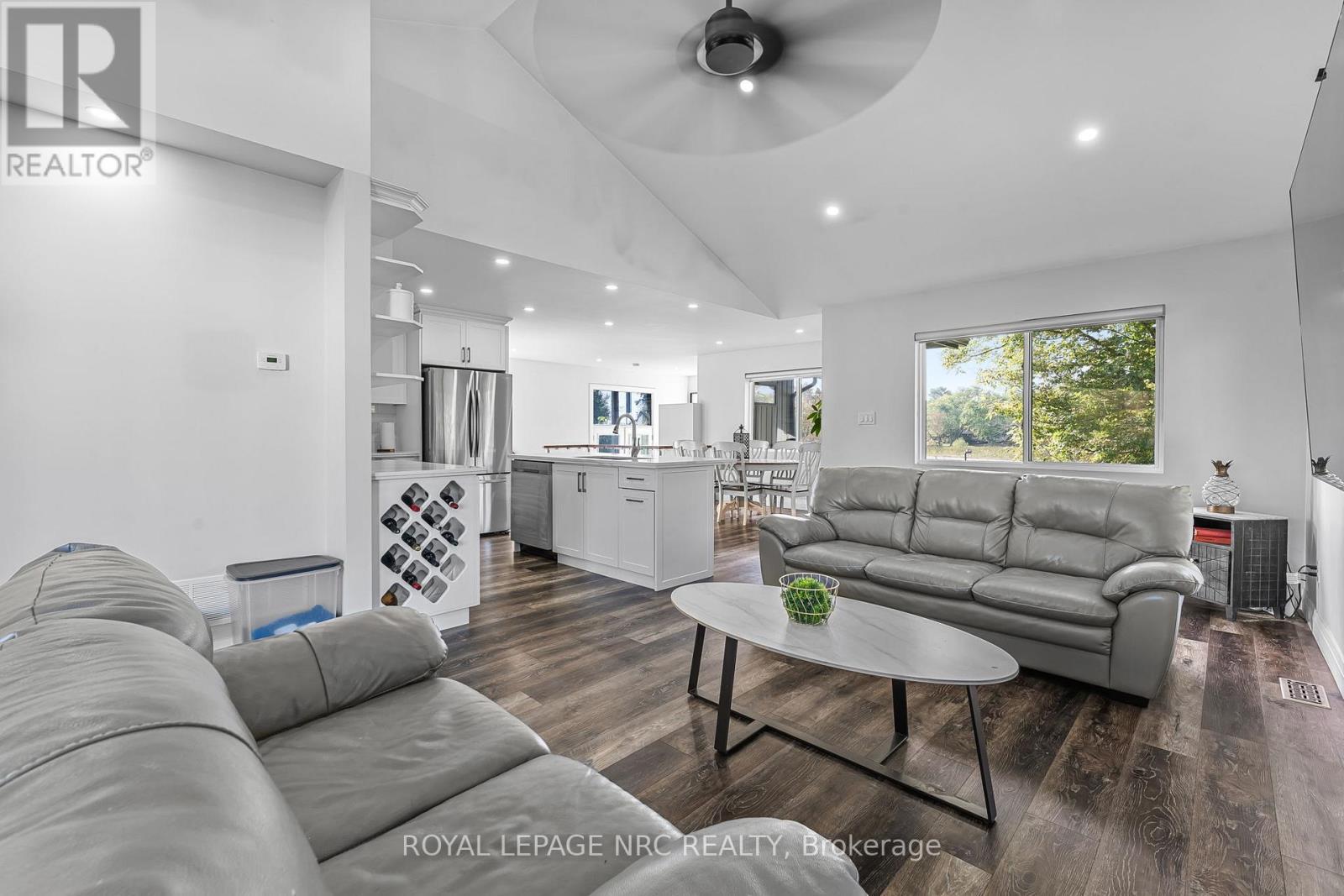 












72654 REGIONAL RD 27 ROAD

,
Wainfleet (Marshville/Winger),




Ontario
L0R2J0

