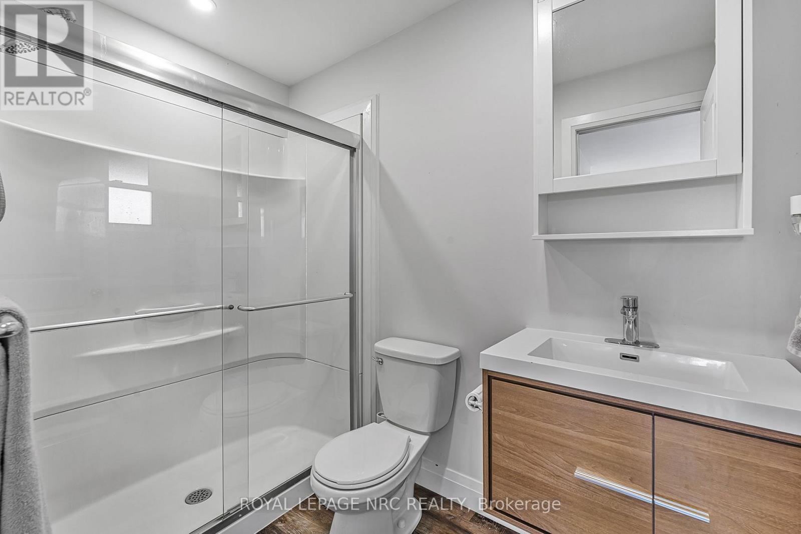 












72654 REGIONAL RD 27 ROAD

,
Wainfleet (Marshville/Winger),




Ontario
L0R2J0

