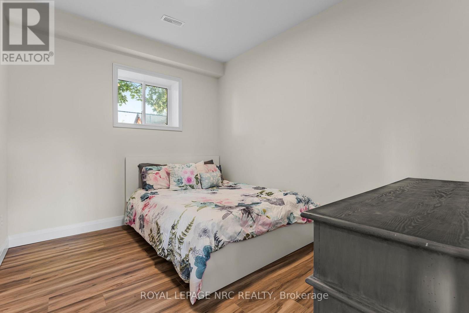 












72654 REGIONAL RD 27 ROAD

,
Wainfleet (Marshville/Winger),




Ontario
L0R2J0

