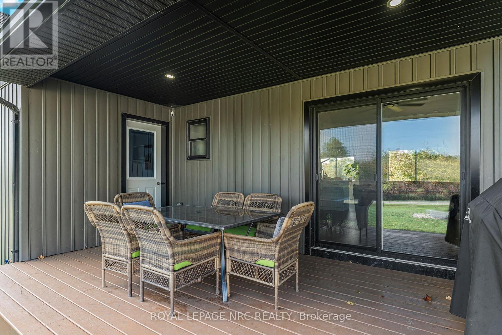 












72654 REGIONAL RD 27 ROAD

,
Wainfleet (Marshville/Winger),




Ontario
L0R2J0

