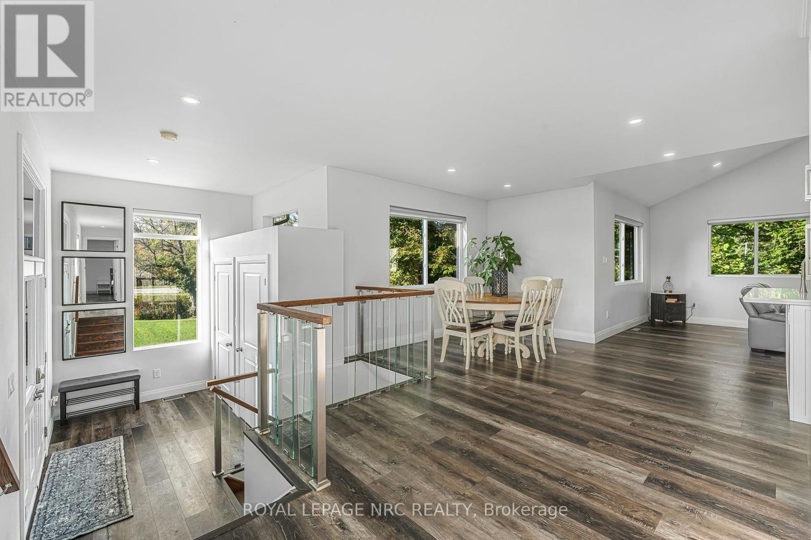 












72654 REGIONAL RD 27 ROAD

,
Wainfleet (Marshville/Winger),




Ontario
L0R2J0

