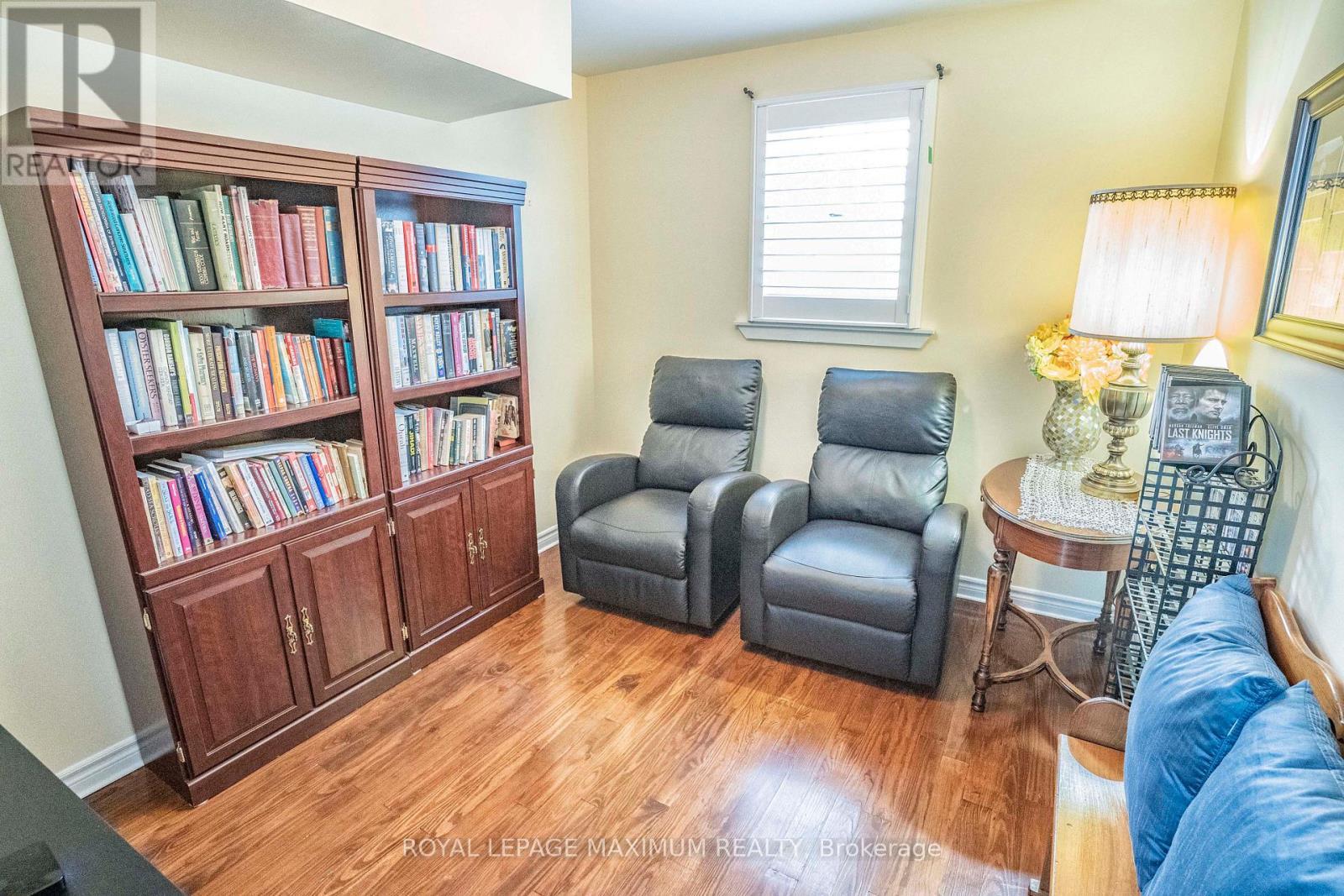 












4372 TRAIN STREET

,
New Tecumseth,




Ontario
L9R1V4

