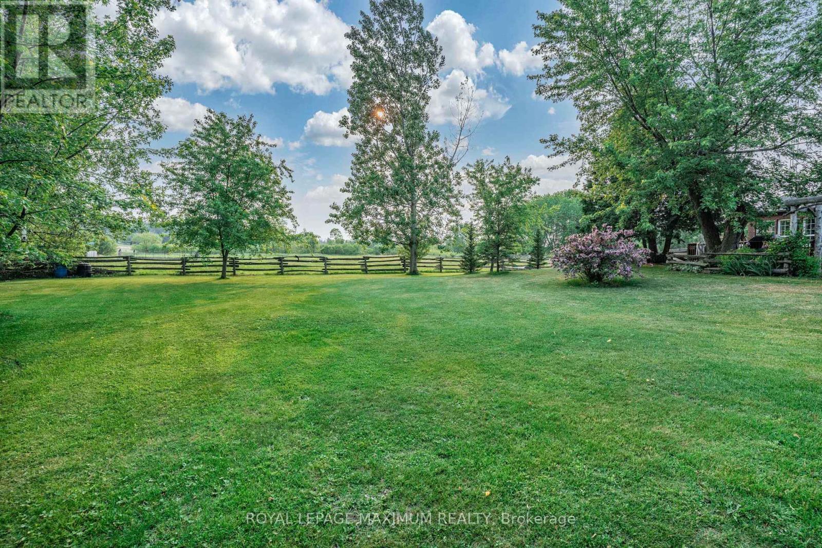 












4372 TRAIN STREET

,
New Tecumseth,




Ontario
L9R1V4

