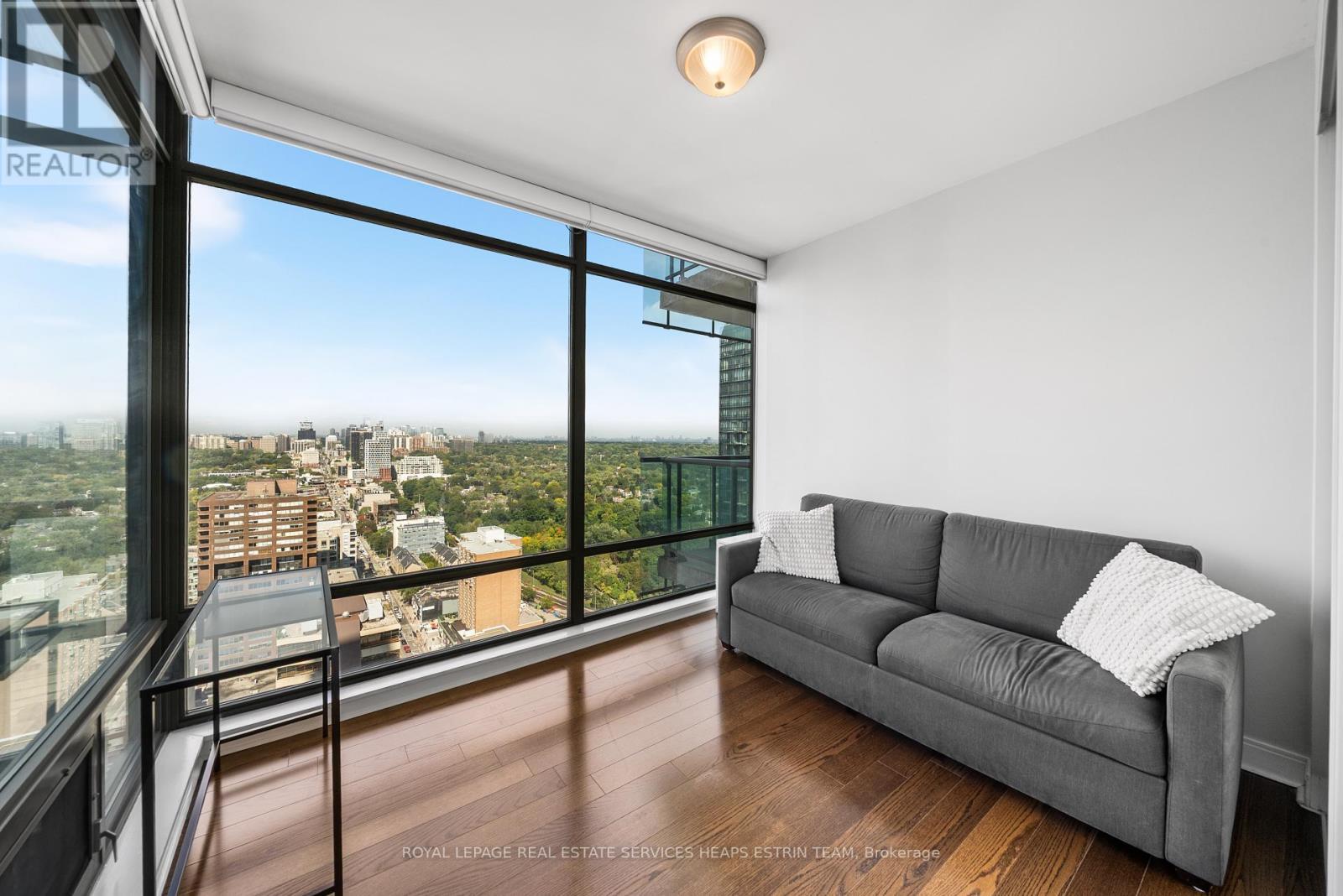 












2905 - 18 YORKVILLE AVENUE

,
Toronto,




Ontario
M4W3Y8

