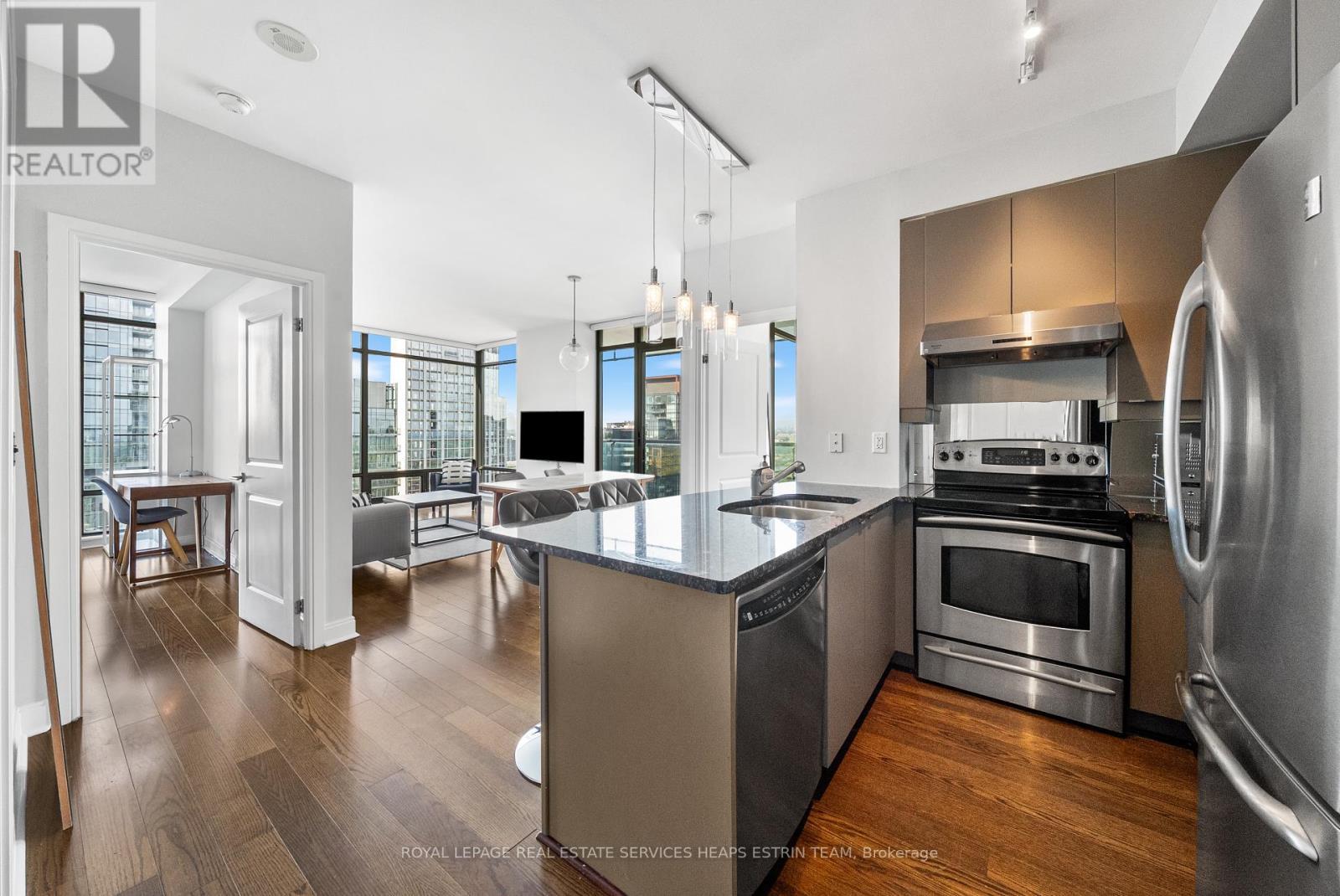 












2905 - 18 YORKVILLE AVENUE

,
Toronto,




Ontario
M4W3Y8

